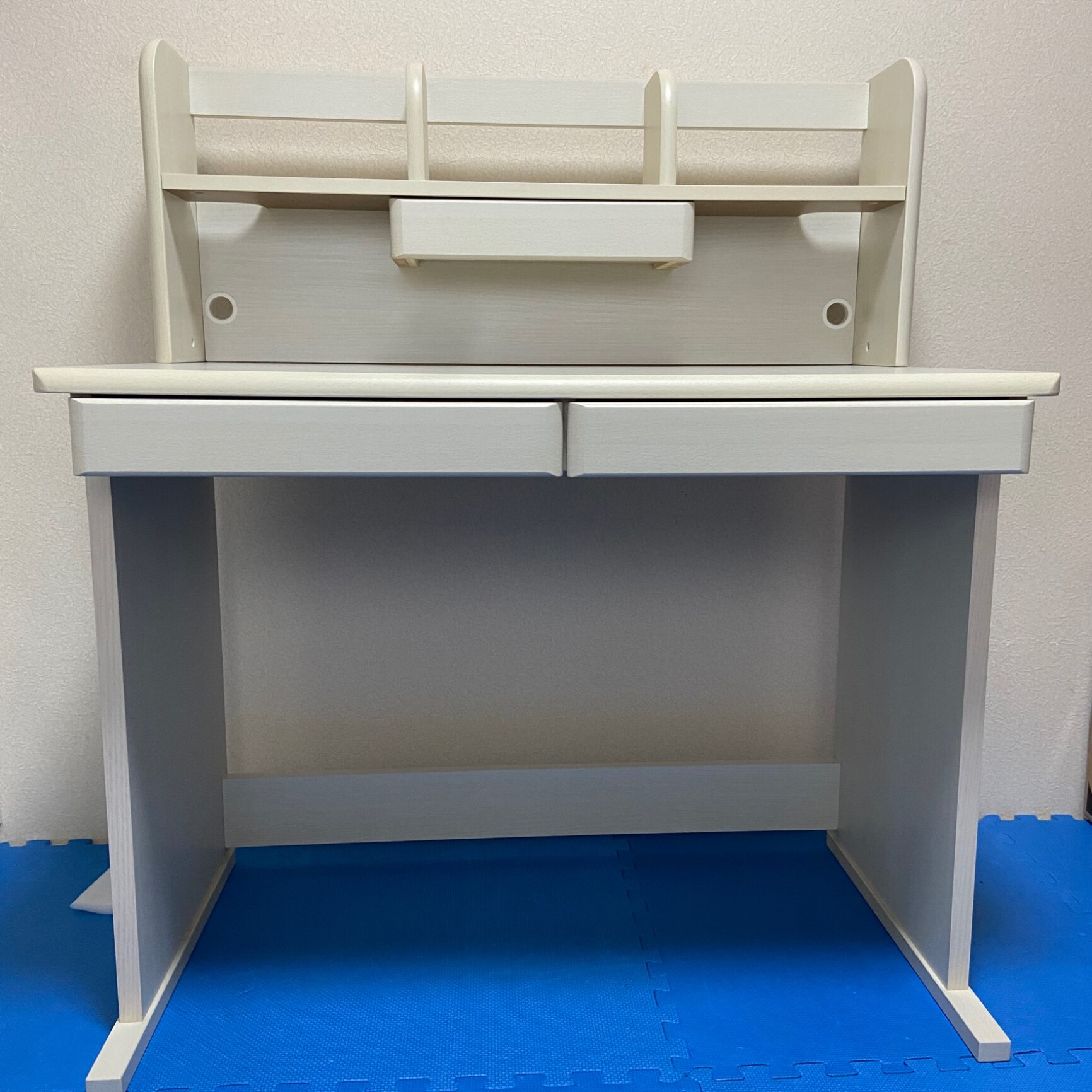 幅96cm] ロータイプデスク(キンダーG） ニトリ 【玄関先迄納品