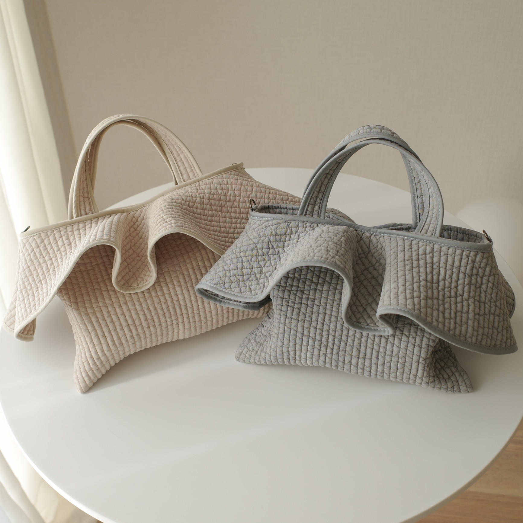 新作登場】ヌビ フリル バッグ & ミニバッグ お出かけにカジュアルに