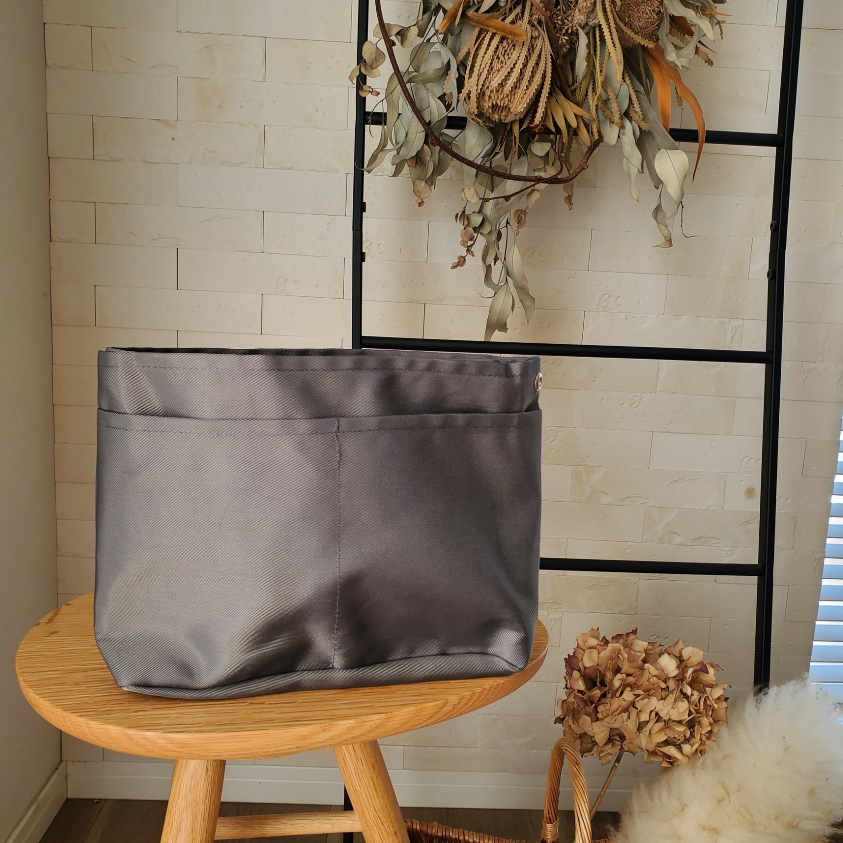 クーポン利用で1点740円～】仕切り付きバッグインバッグ BAG