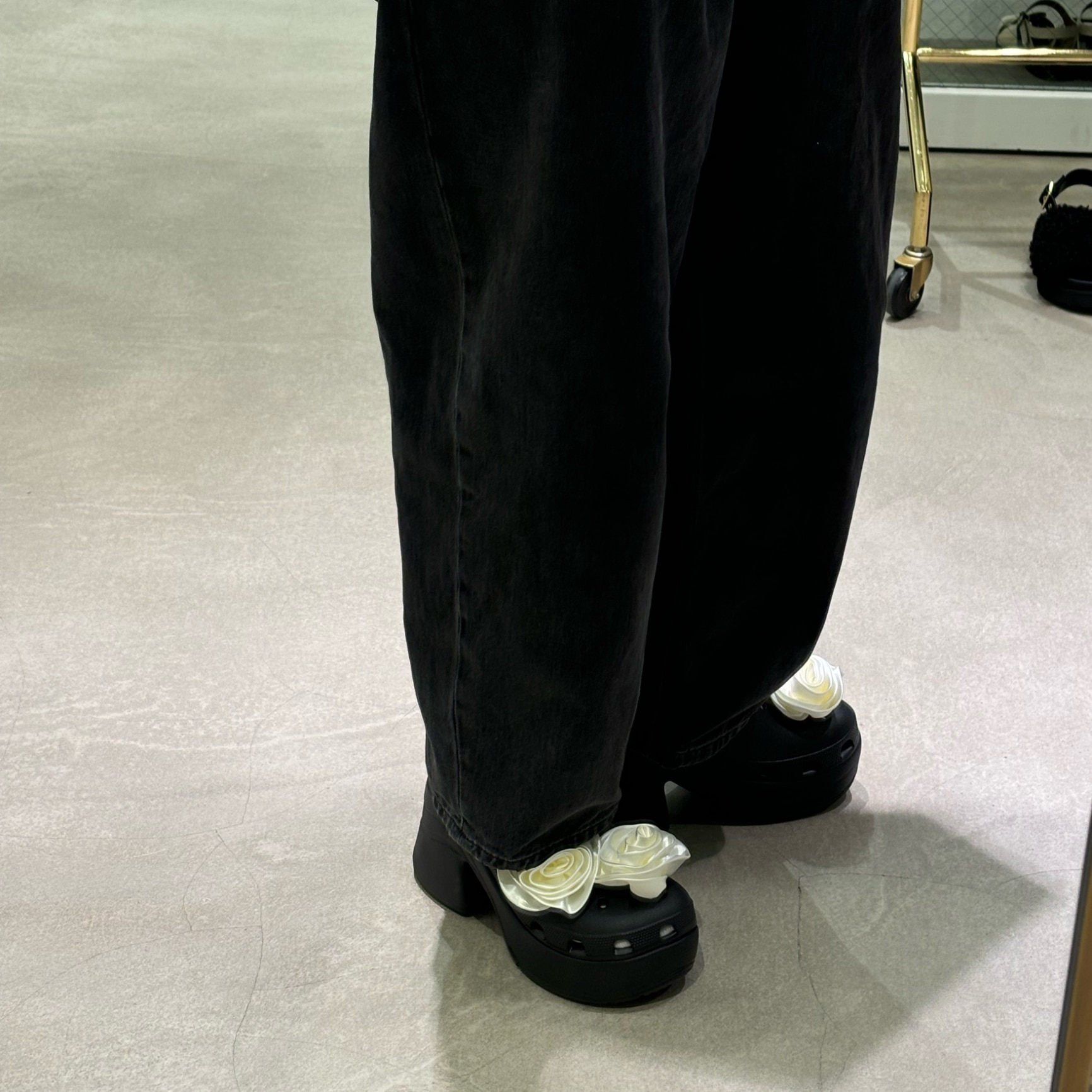 40％OFF／SALE】クロックス crocs サンダル サイレン ロゼット