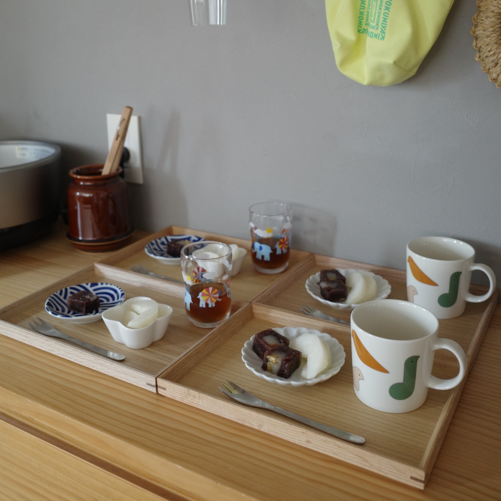 無印良品 公式】木製 角型トレー 約幅27×奥行19×高さ2cm