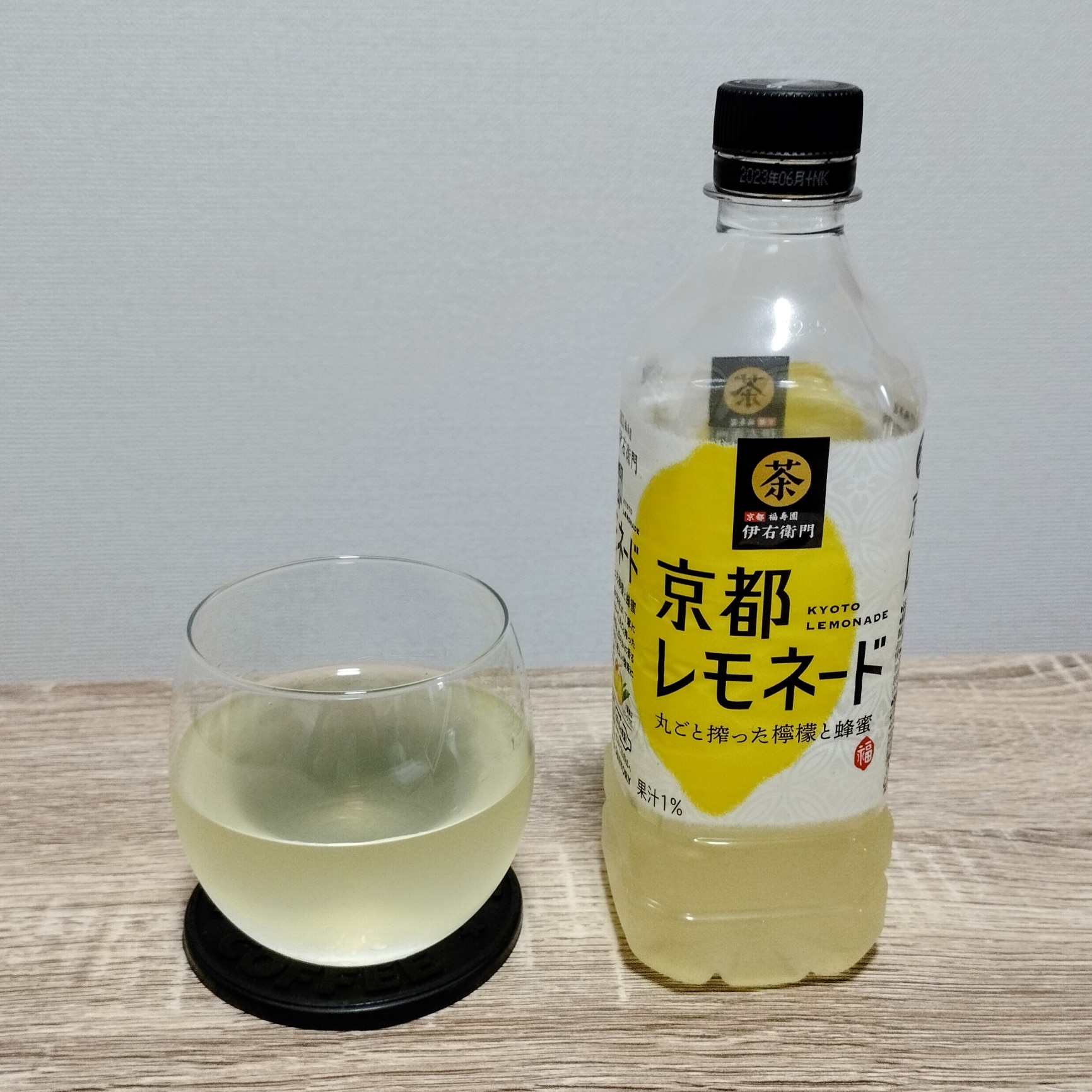 サントリー 伊右衛門 京都レモネード 525ml×24本×1ケース (24本) 飲料