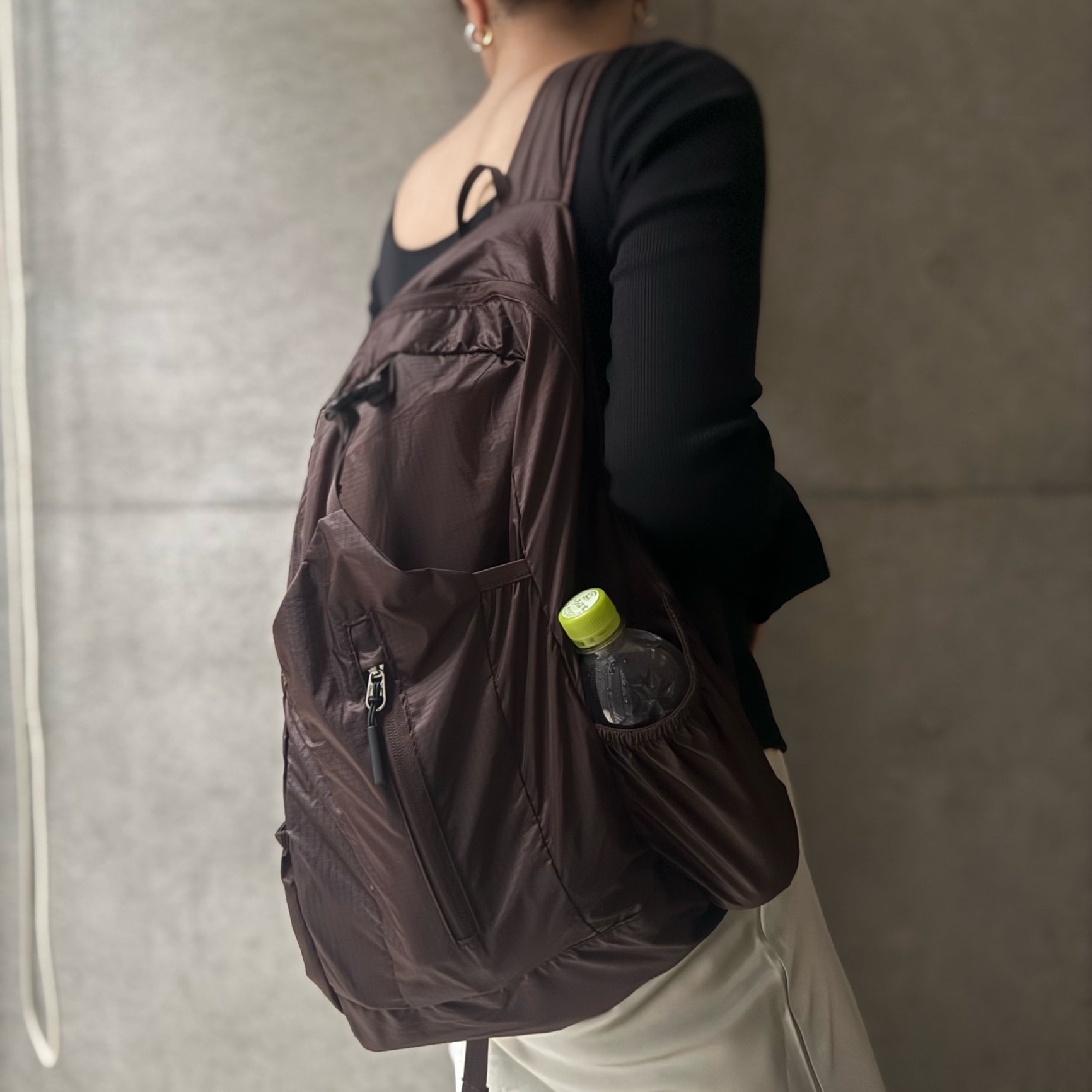 いやこのクシュっと縦ファスナー効いてる人気リュック。いや再入荷してよかったー。めちゃ可愛いです。
