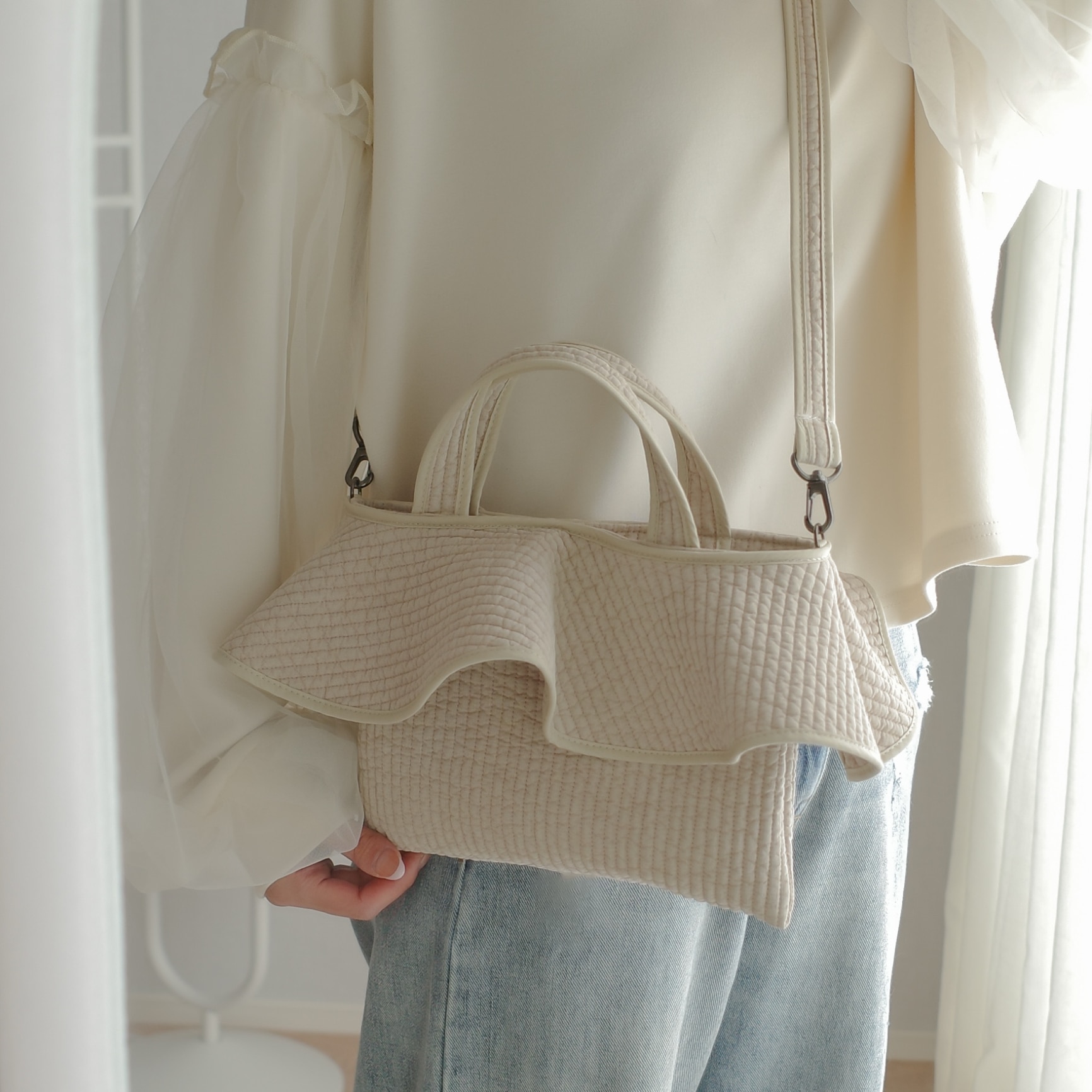 新作登場】ヌビ フリル バッグ & ミニバッグ お出かけにカジュアルに