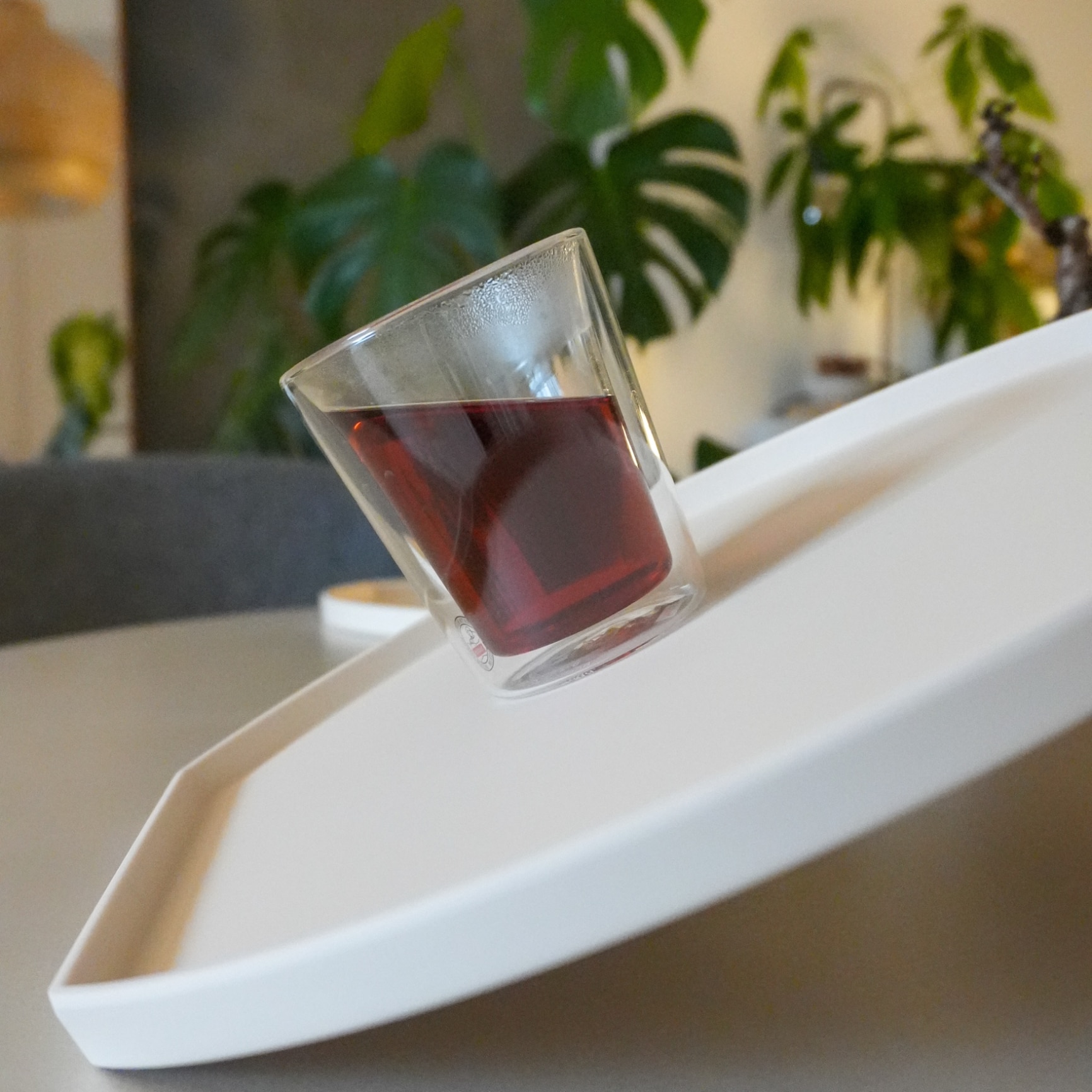 すべらない】半月盆 食洗機対応 お盆 トレー 滑らない 36cm