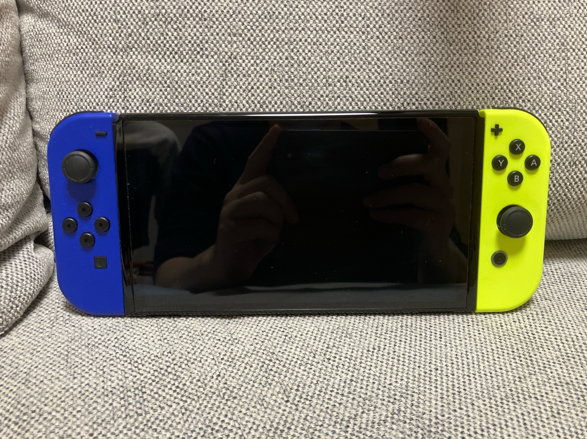 豊富な人気任天堂 Joy-Con (L)ブルー/(R)ネオンイエロー その他