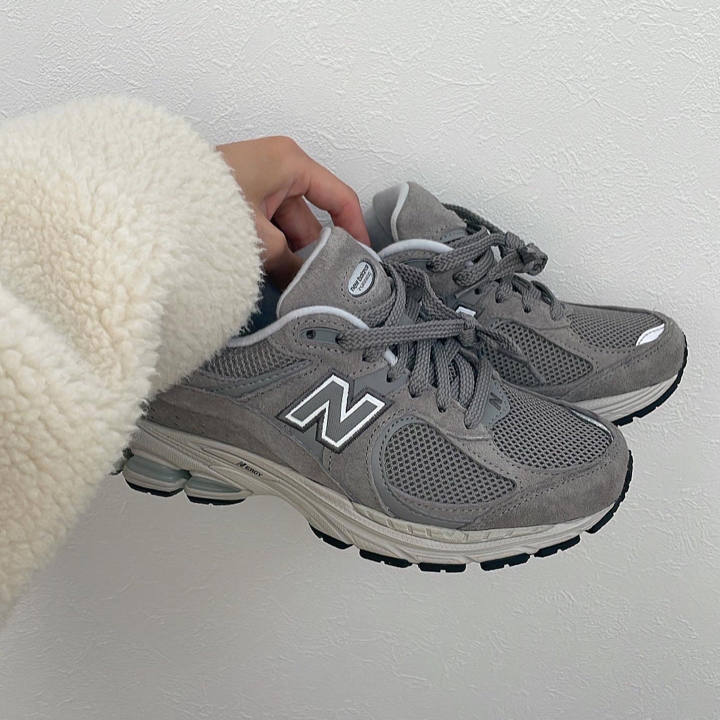 NEW BALANCE ML2002RCニューバランス ML2002RC灰白 GRAY#100