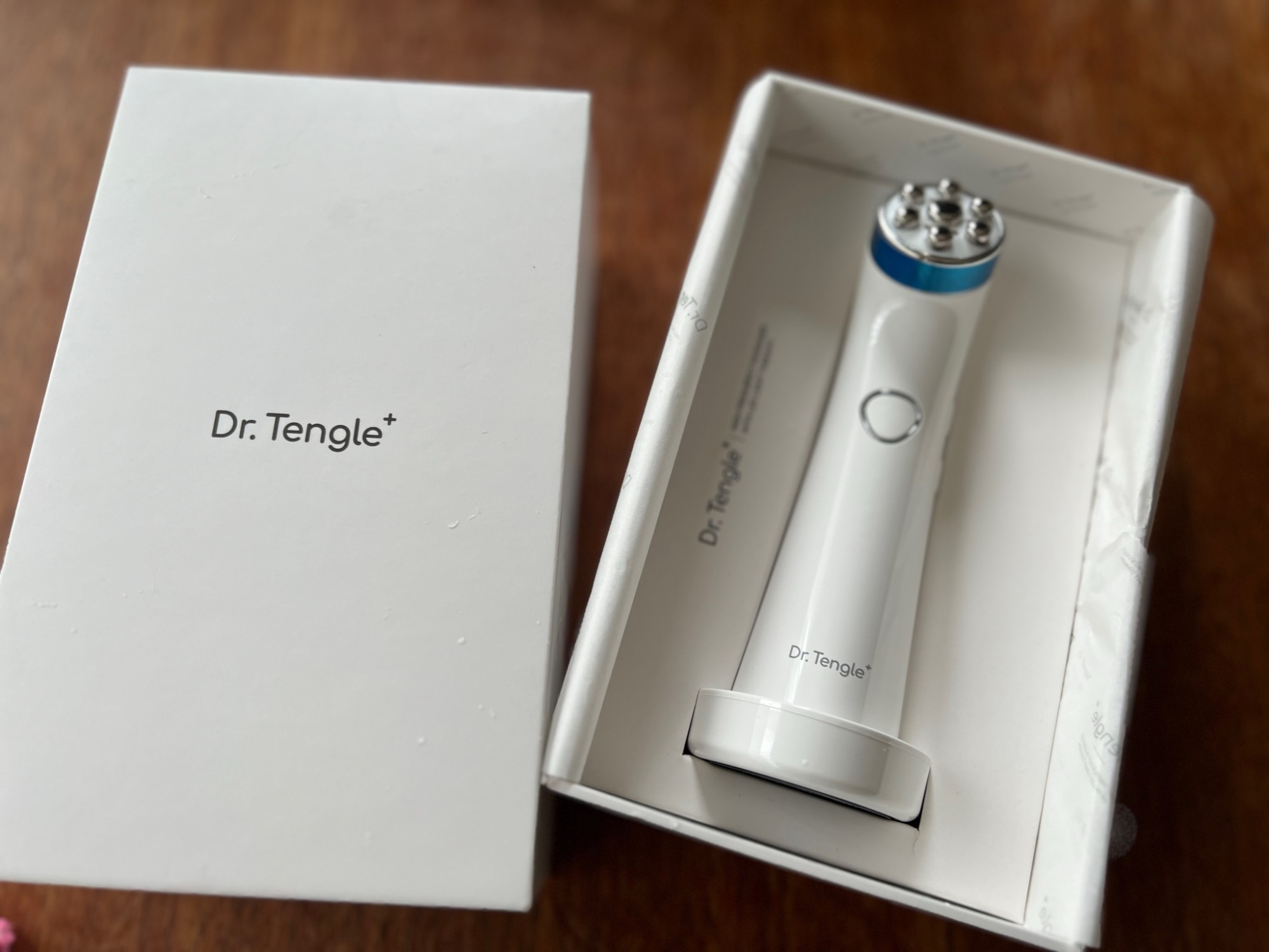 美品♡Dr.Tengle 美顔器 EMS技術 充電器付き Dr.Tengle（ドクターテングル）| オリーブヤング1位の韓国美顔器