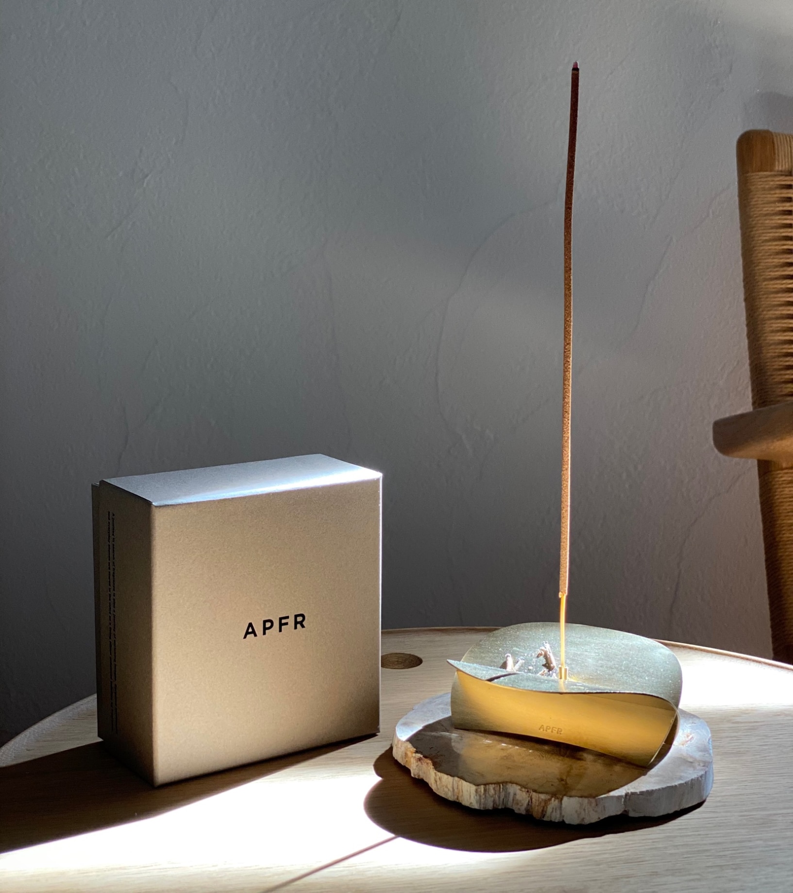 アポテーケフレグランス】Brass Incense Holder【APFR/APOTHEKE