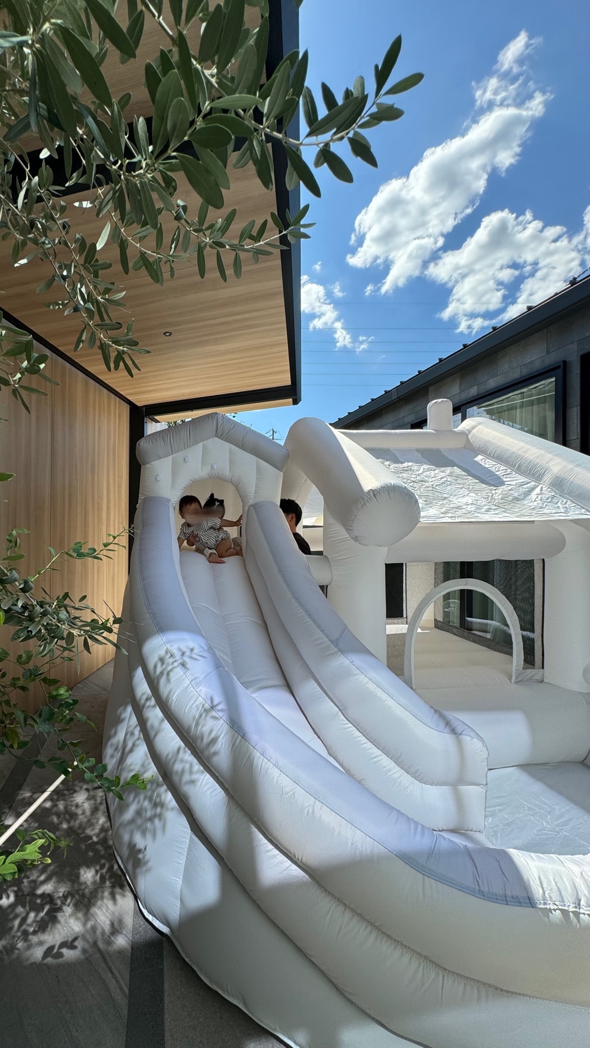 ほぼ未使用　エア遊具　室内　屋外プール エアー 遊具 プール 6畳 に入る 室内 小さめ コンパクト ウォーター