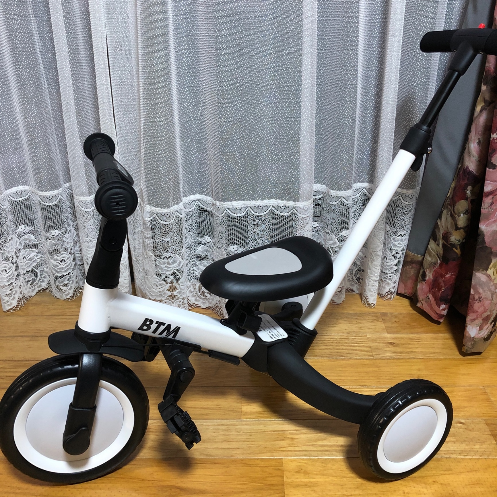 子供用三輪車 折りたたみ かじとり 手押し棒 ストッパー付き 7in1 BTM