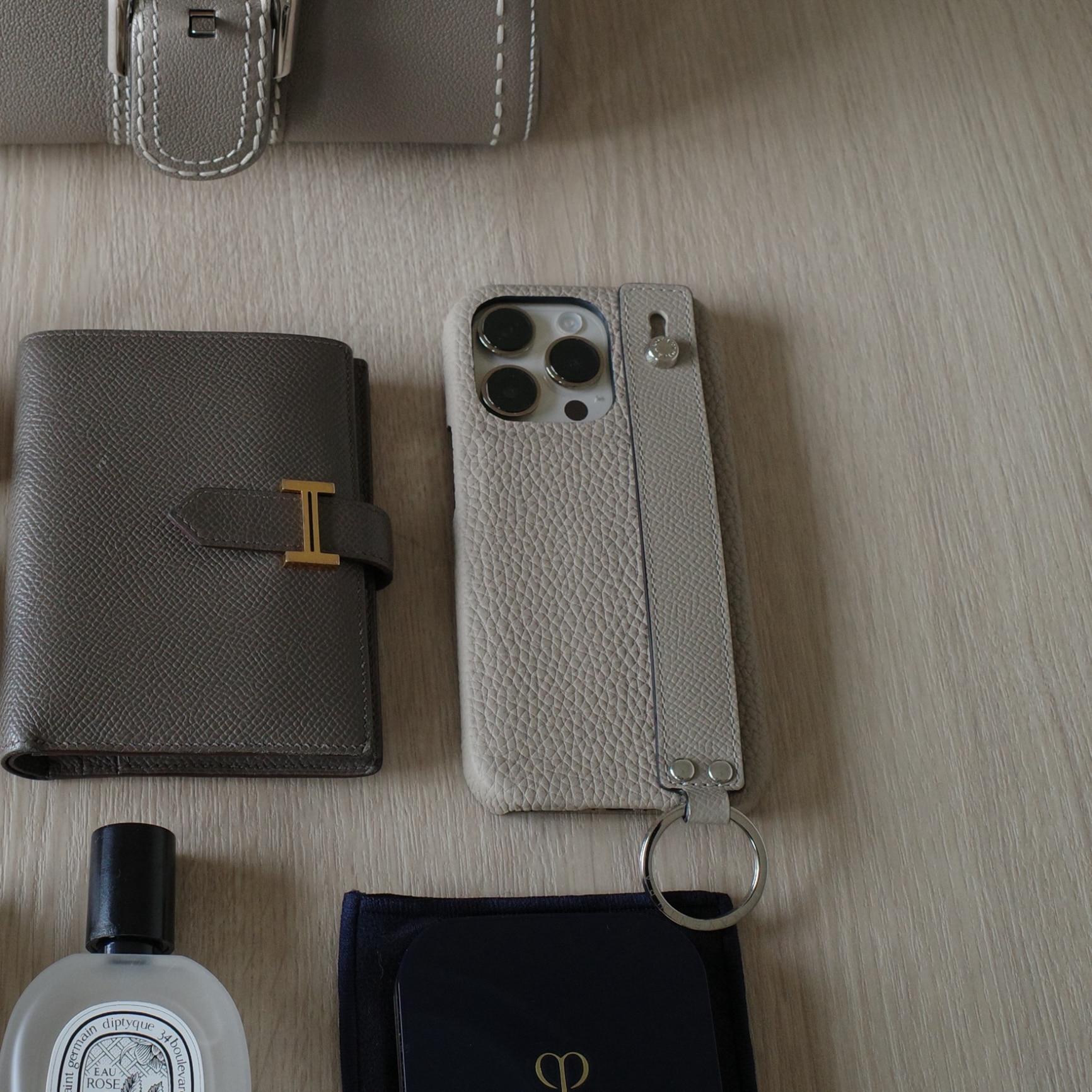 公式】ハンドル付き バックカバーケース シュリンクレザー 本革 レザー