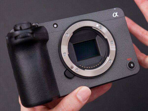 ソニー Cinema Line カメラ FX30 ボディ [ILME-FX30B] SONY ビデオ 