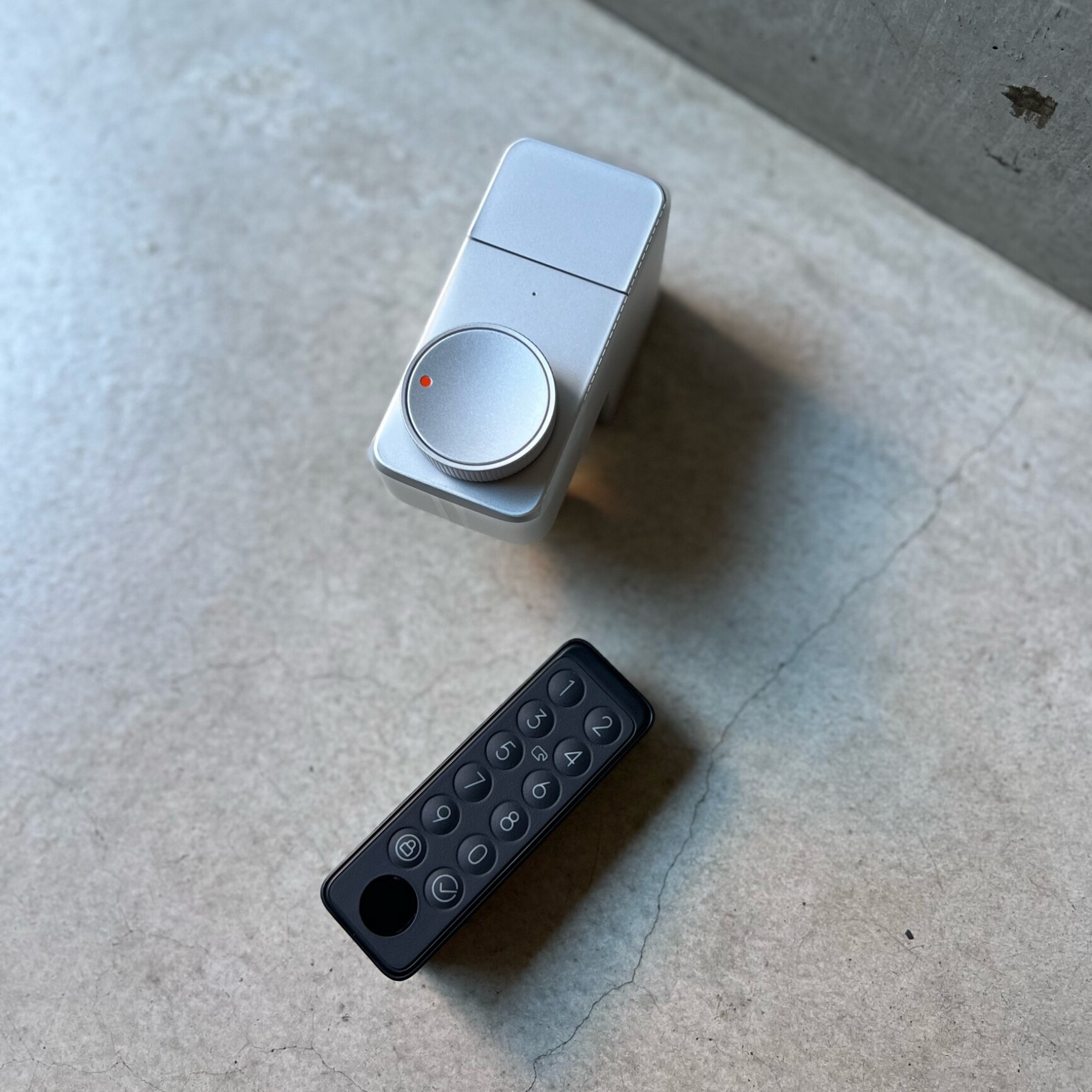 【150万P抽選チャンス！】【Suicaカード解錠できる】SwitchBot ロック スマートロック ドアロックProセット スマートロックプロ Alexa対応 鍵 開錠 物理鍵 取付簡単 防犯対策 玄関 寝室 オートロック - メイン画像 4