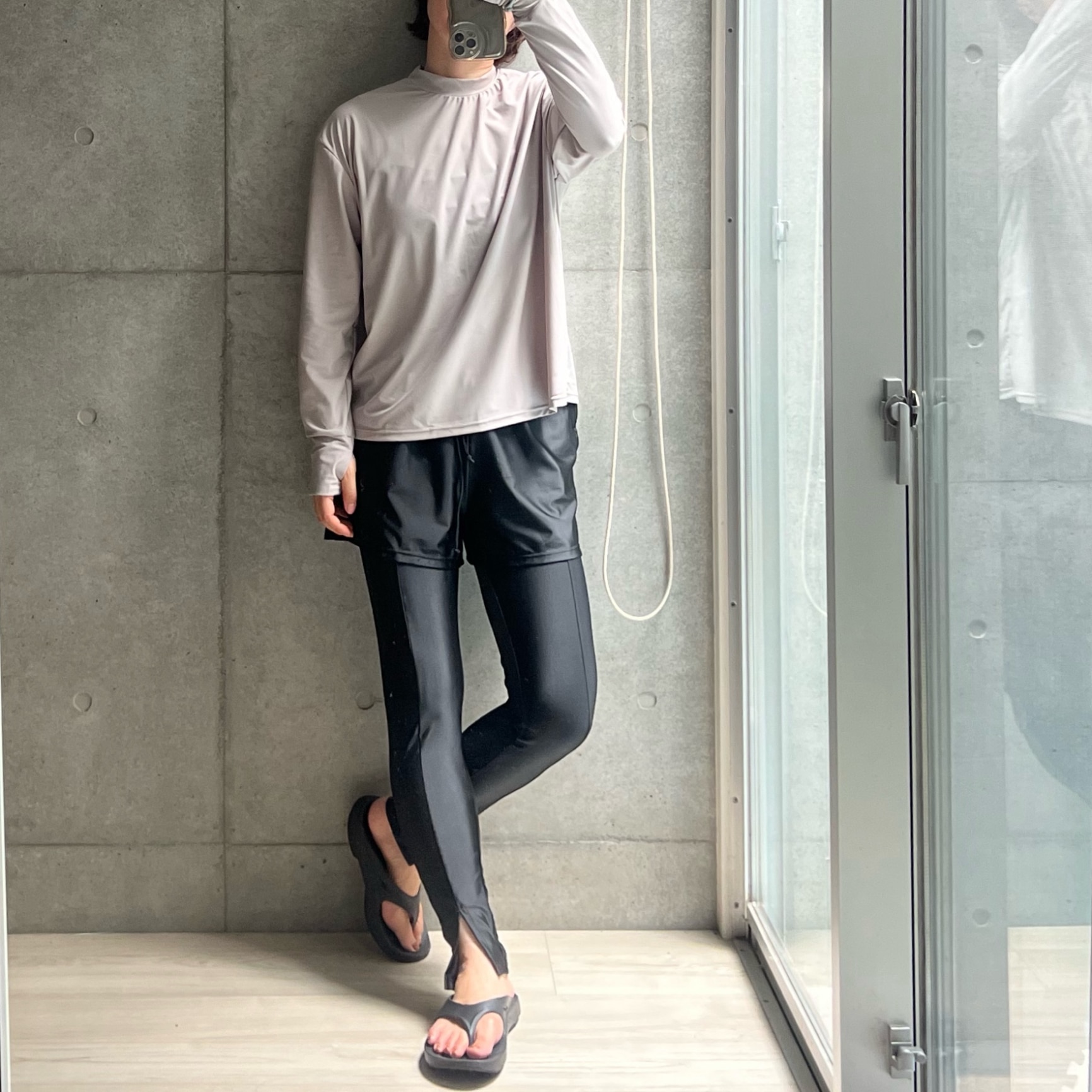 【スーパーSALE限定エントリー10倍】【ラッシュガード水着5点セット】レディース 体型カバー 長袖 Tシャツ タンキニ 短パン レギンス セパレートフィットネス 大きいサイズ 20/30/40/50代 ミセス 無地 二の腕/お腹/太もも/お尻 露出控えめ 女子 ママ ぽっちゃり UPF50+