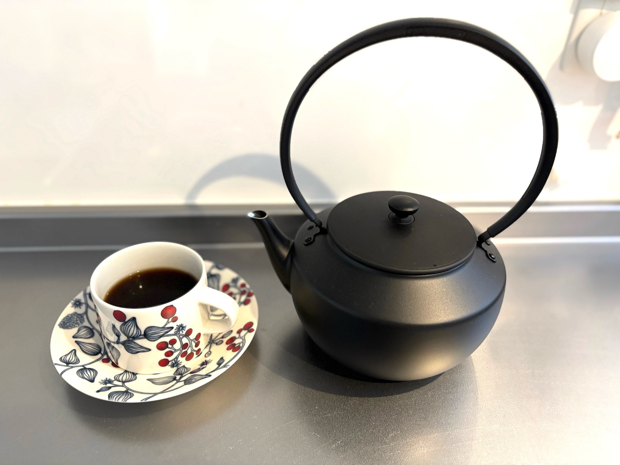 ●楽天1位 正規品 バルミューダ ムーンケトル BALMUDA MoonKettle KPT02JP電気ケトル 温度調節 できる 温度調節付き ステンレス 保温 コーヒー 紅茶 おしゃれ ケトル ポット 電気ポット 湯沸かしポット 湯沸かし器 やかん◇送料無料 P5