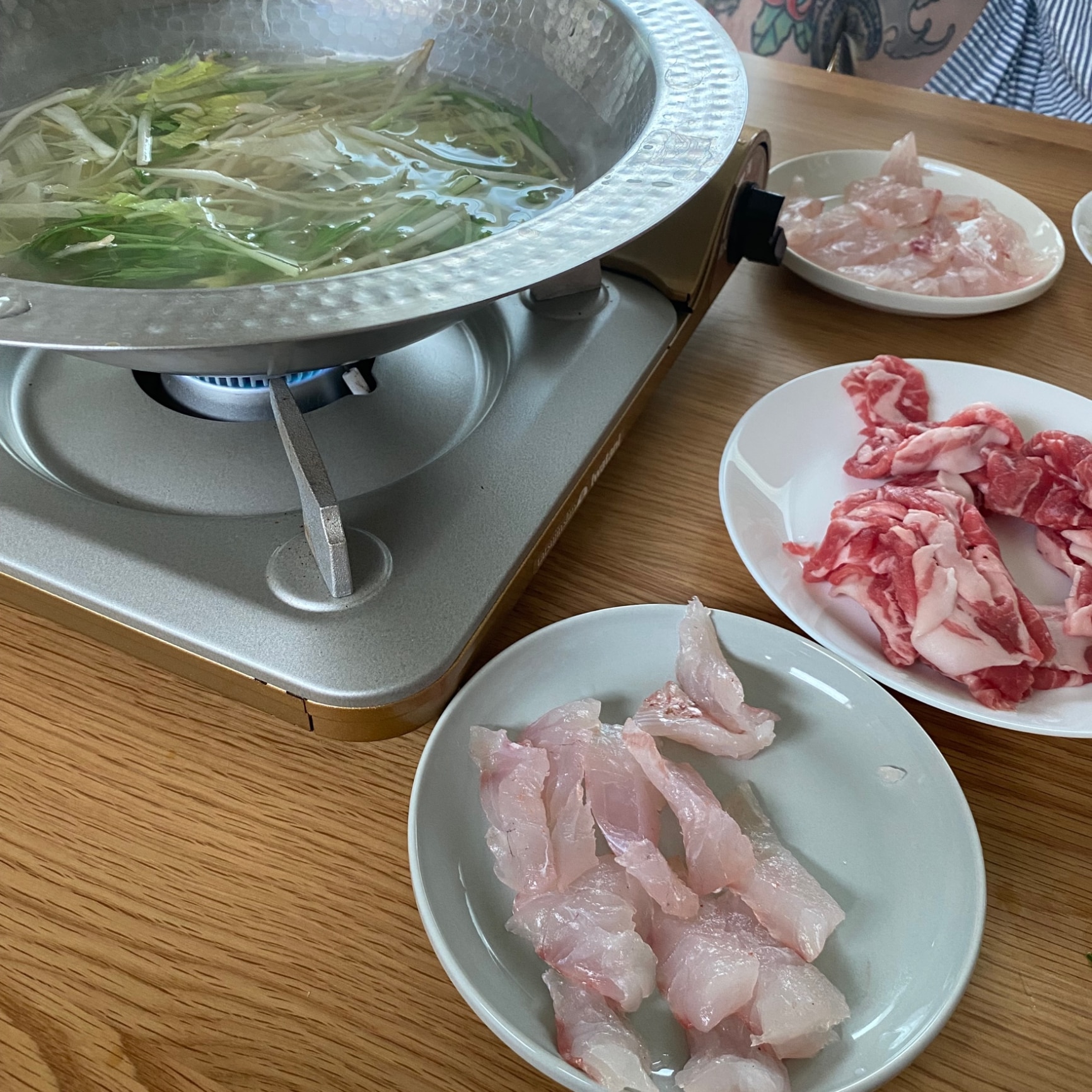 ステンレススチール サービングディッシュ(しゃぶしゃぶ鍋) ステンレススチール サービングディッシュ(しゃぶしゃぶ鍋)