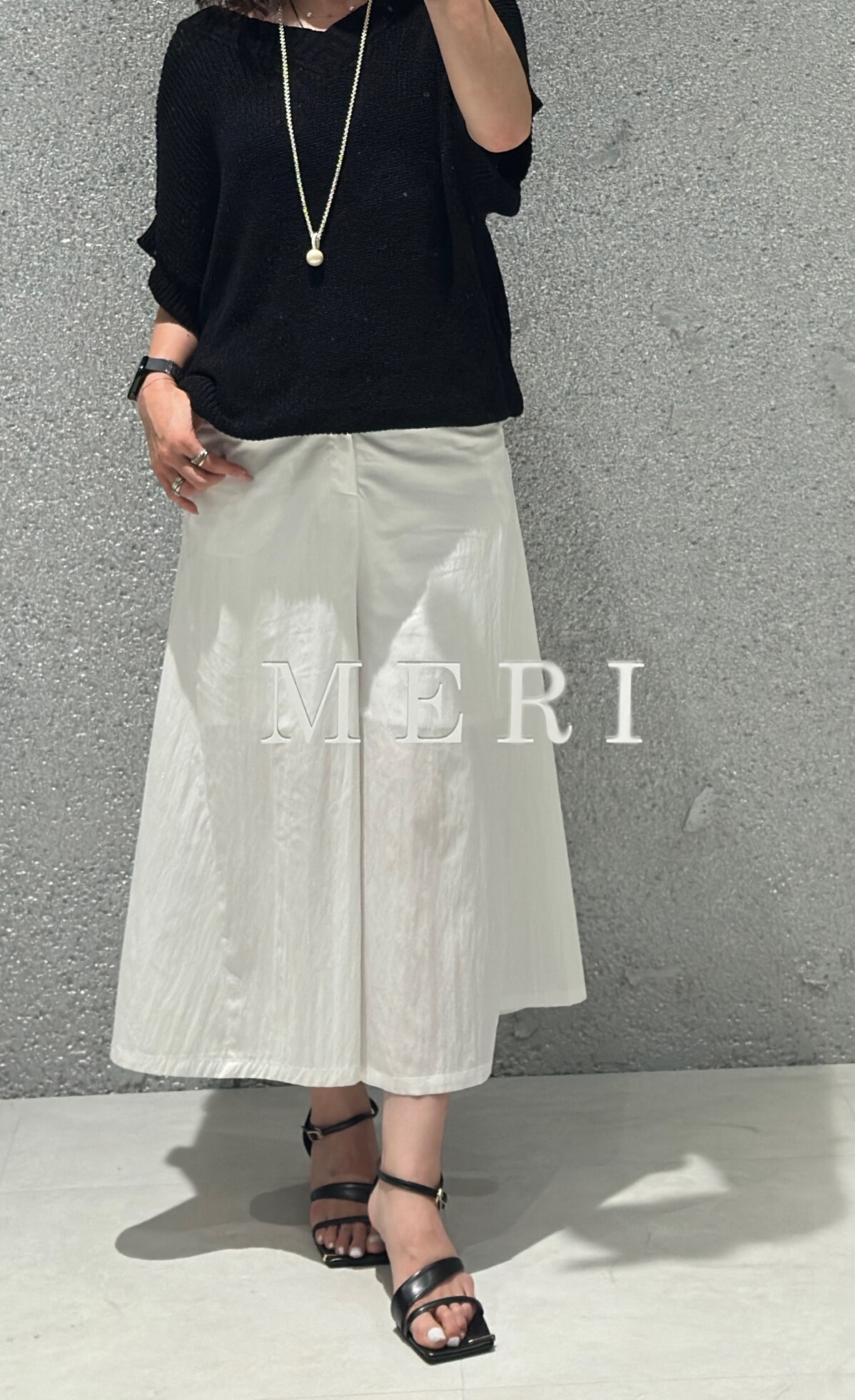 SHIORI×MERI スカートライクパンツ ※8月1日20時ブラック再販いたします※