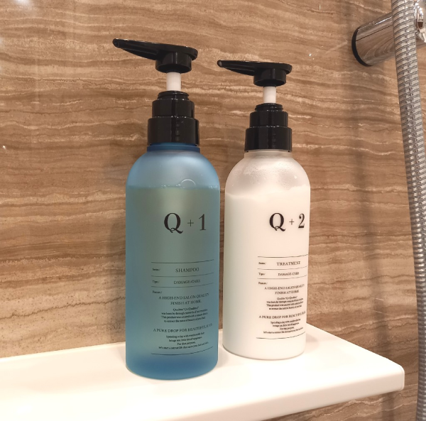 Q+ ( クオリタス )シャンプー ＆ トリートメント ＆ ヘアオイル 400ml