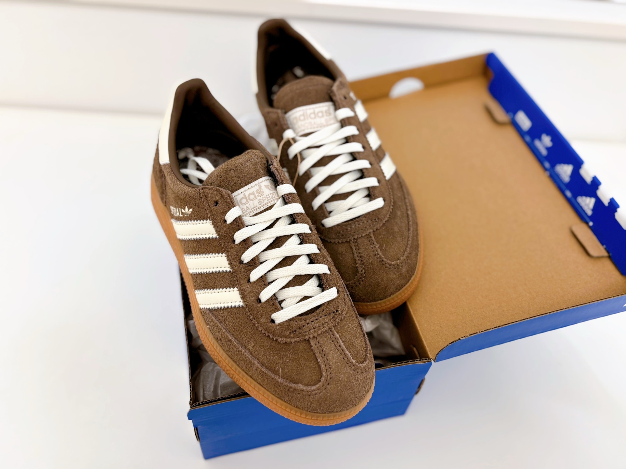 adidas 【公式】アディダス adidas 返品可 ハンドボール スペツィアル / Handball Spezial ローカット 26aw アディダス シューズ・靴 スニーカー ブラウン【送料無料】