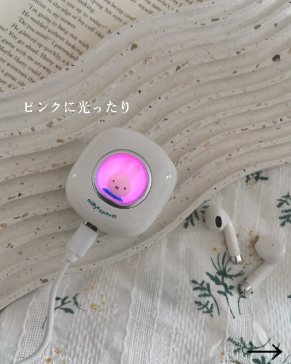 日本未発売✨】ミッフィー ワイヤレスイヤホン ワイヤレス充電器