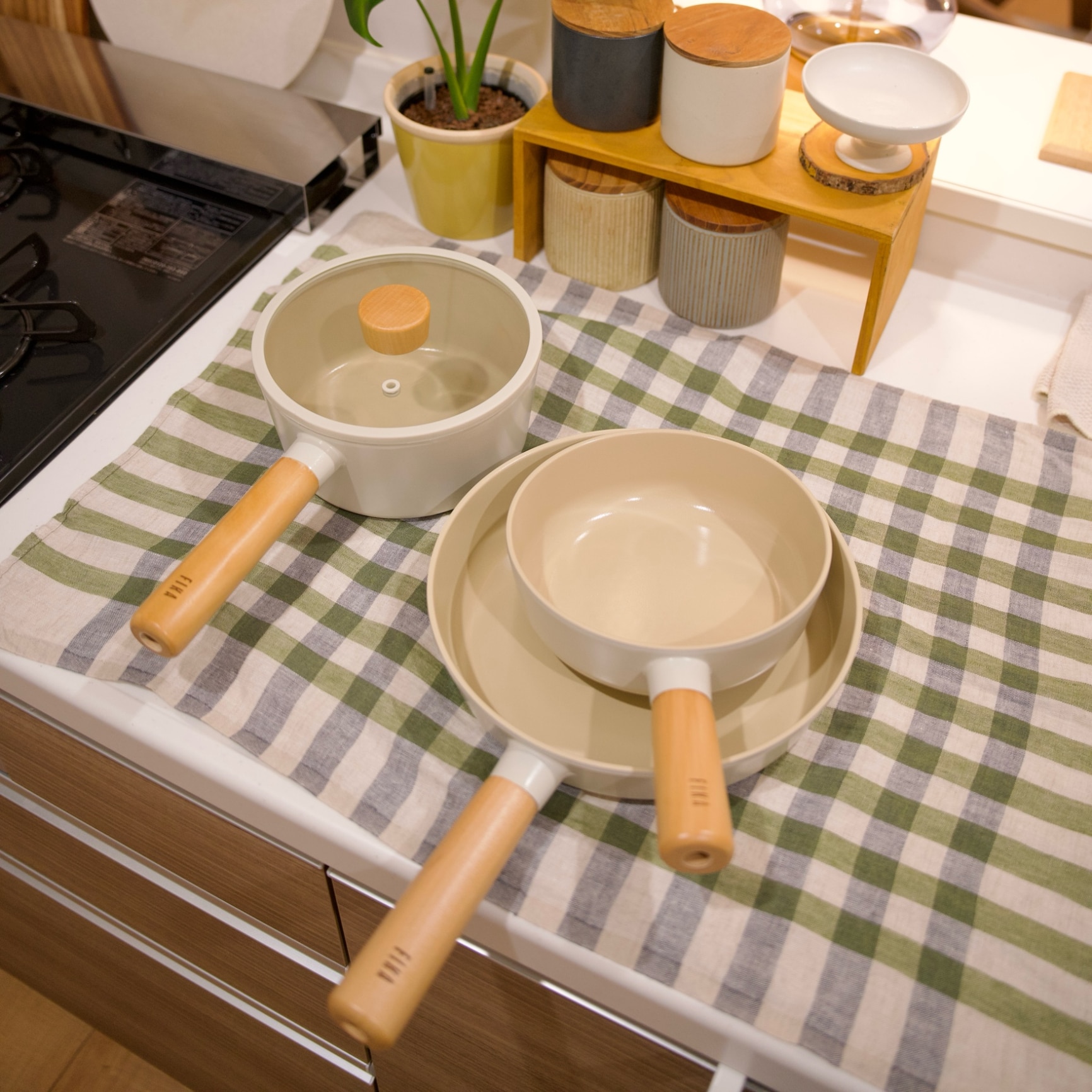 公式】FIKA フライパン 18cm 24cm 26cm 28cm セラミック くっつかない