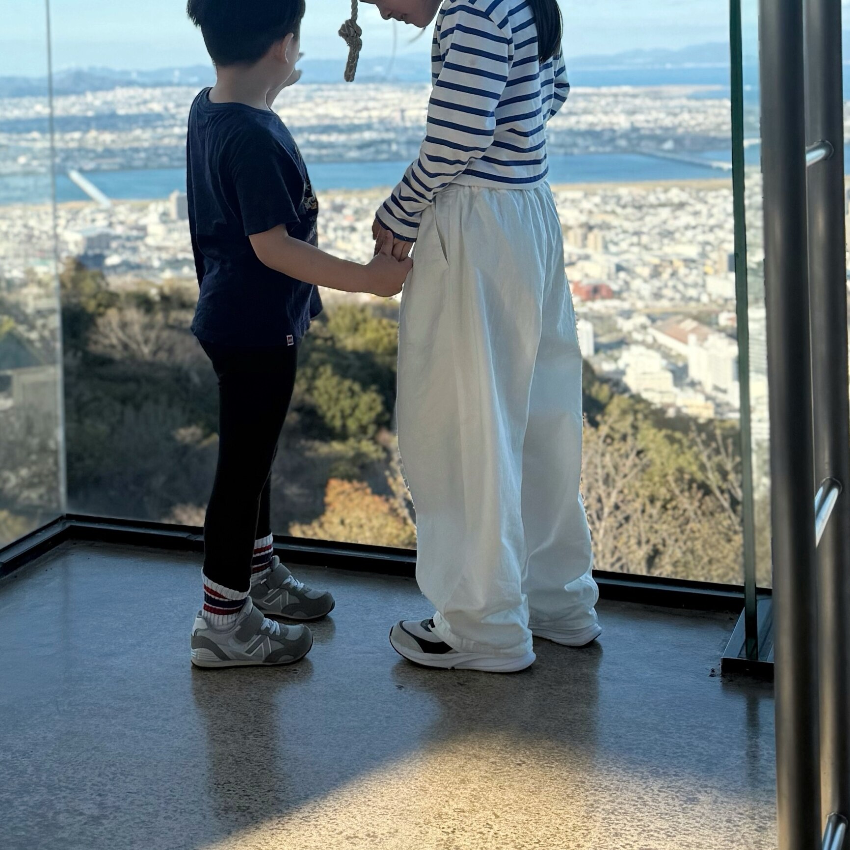 ＼20%OFFクーポン配布中／【再入荷】 ロングパンツ キッズ 女の子 男の子 子供服 ジュニア デニム ジーパン ジーンズ ポケット 保育園 幼稚園 通園 通学 普段着 春 夏 デイリー お出かけ 外遊び 着回し 公園 通塾 習い事 小学生 小学校 26SS