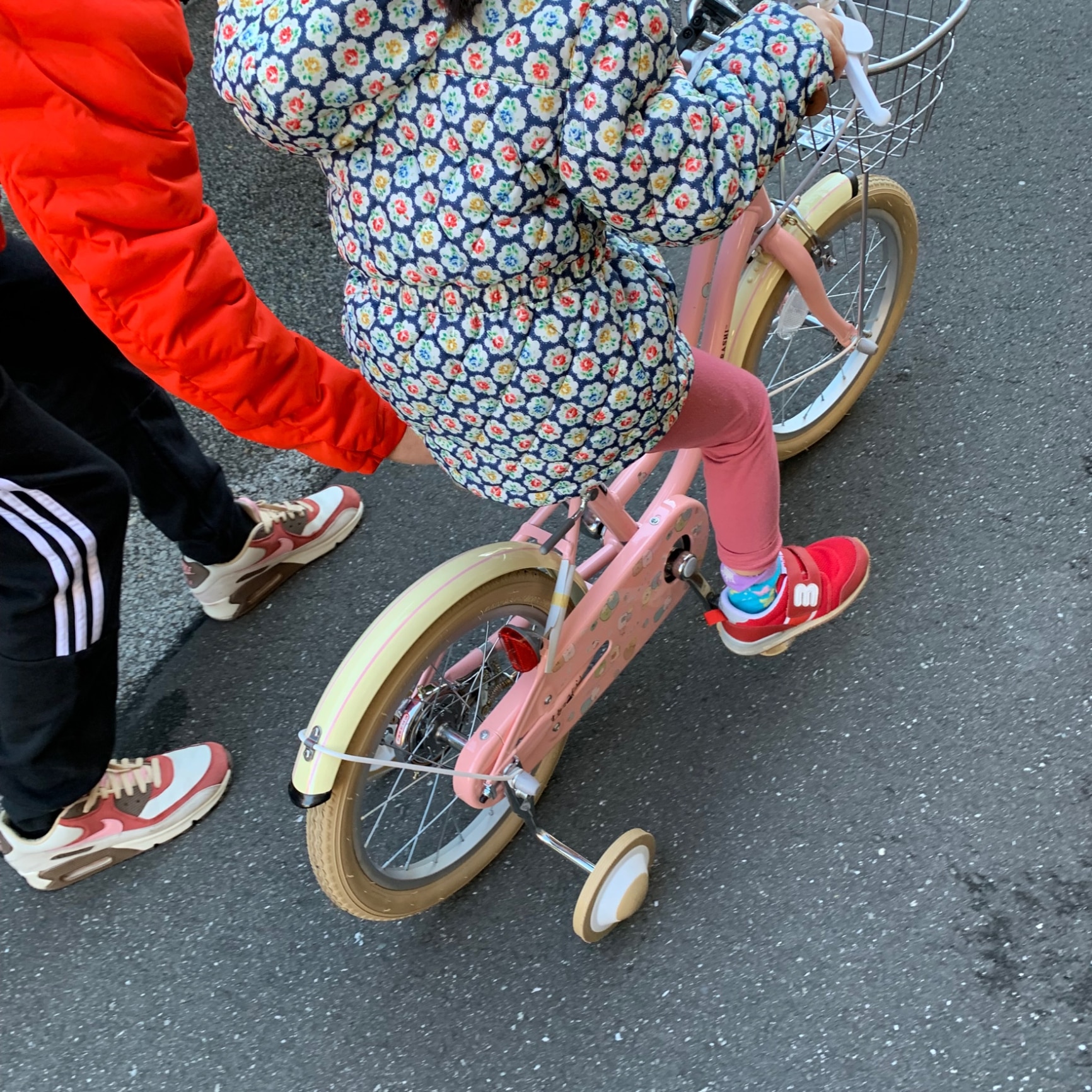 16インチ 身長95〜113cm 子供用自転車 すみっコぐらし（ピンク