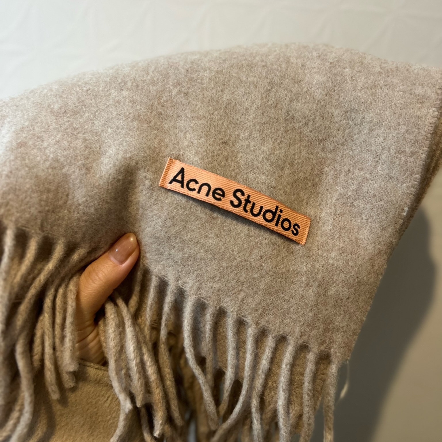 週末限定 ポイント10倍 5/31 18時スタート】アクネ マフラー アクネストゥディオズ Acne Studios フリンジウールスカーフ -  オーバーサイズ レディース / メンズ 200×70（全12色）【CA0209】