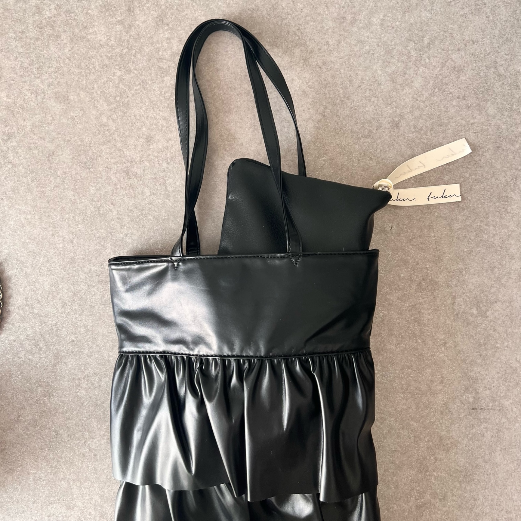 超目玉品！最大38%OFFクーポン】 【フリルトートバッグ】 ショルダー 