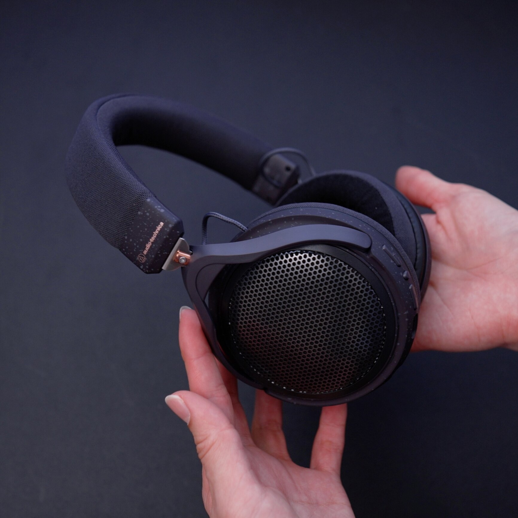 audio-technica オーディオテクニカ ATH-HL7BT ATH-HL7BT｜ヘッドホン：ワイヤレスヘッドホン｜オーディオテクニカ