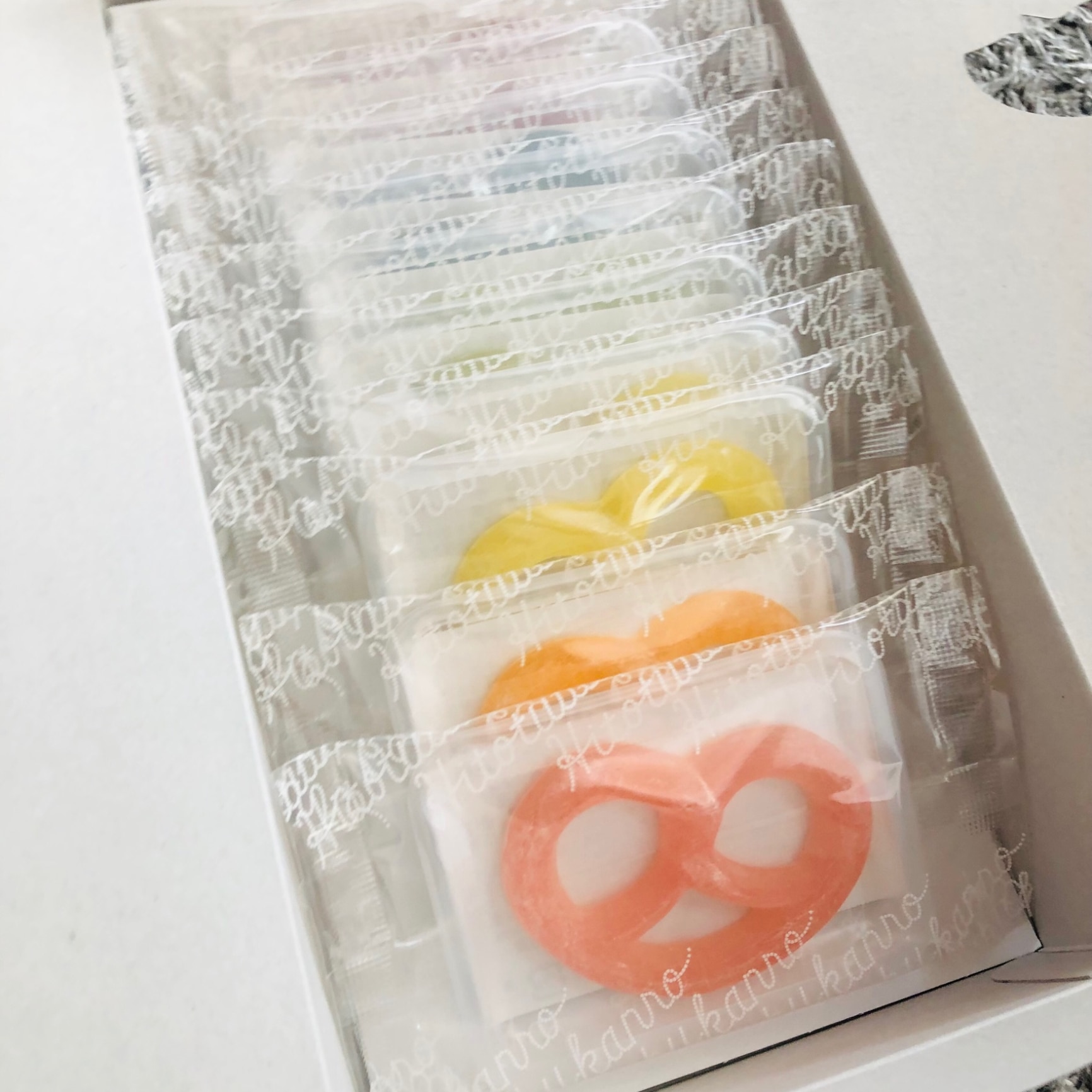 【最安値】グミッツェル　5箱   話題のお菓子 Amazon | 【東京限定/連日行列】ヒトツブカンロ グミッツェル の