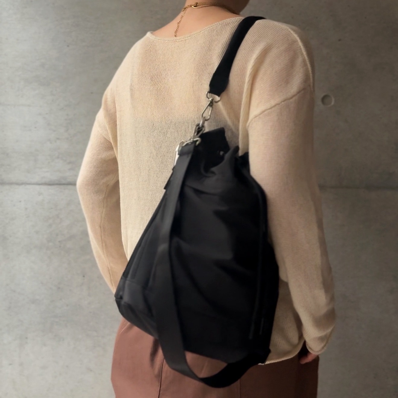UNITED ARROWS green label relaxing ハッスイ ポケットドロスト バッグ - はっ水 - ユナイテッドアローズ グリーンレーベルリラクシング バッグ ショルダーバッグ ブラウン ホワイト ベージュ ブラック グレー【送料無料】