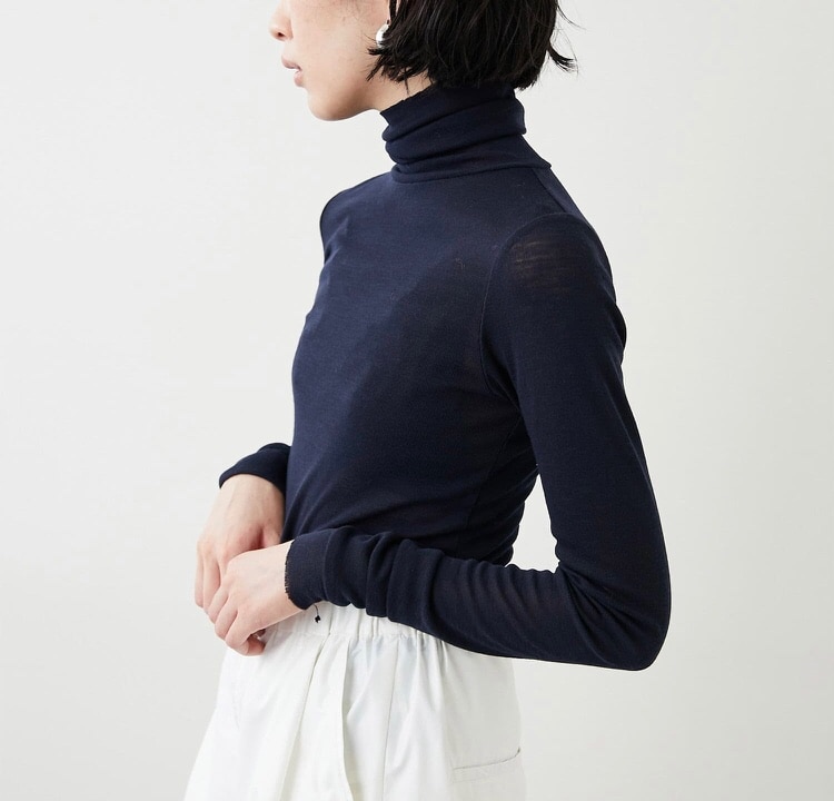 Whim Gazette 【長谷川京子さんコラボ】タートルプルオーバー ウィム