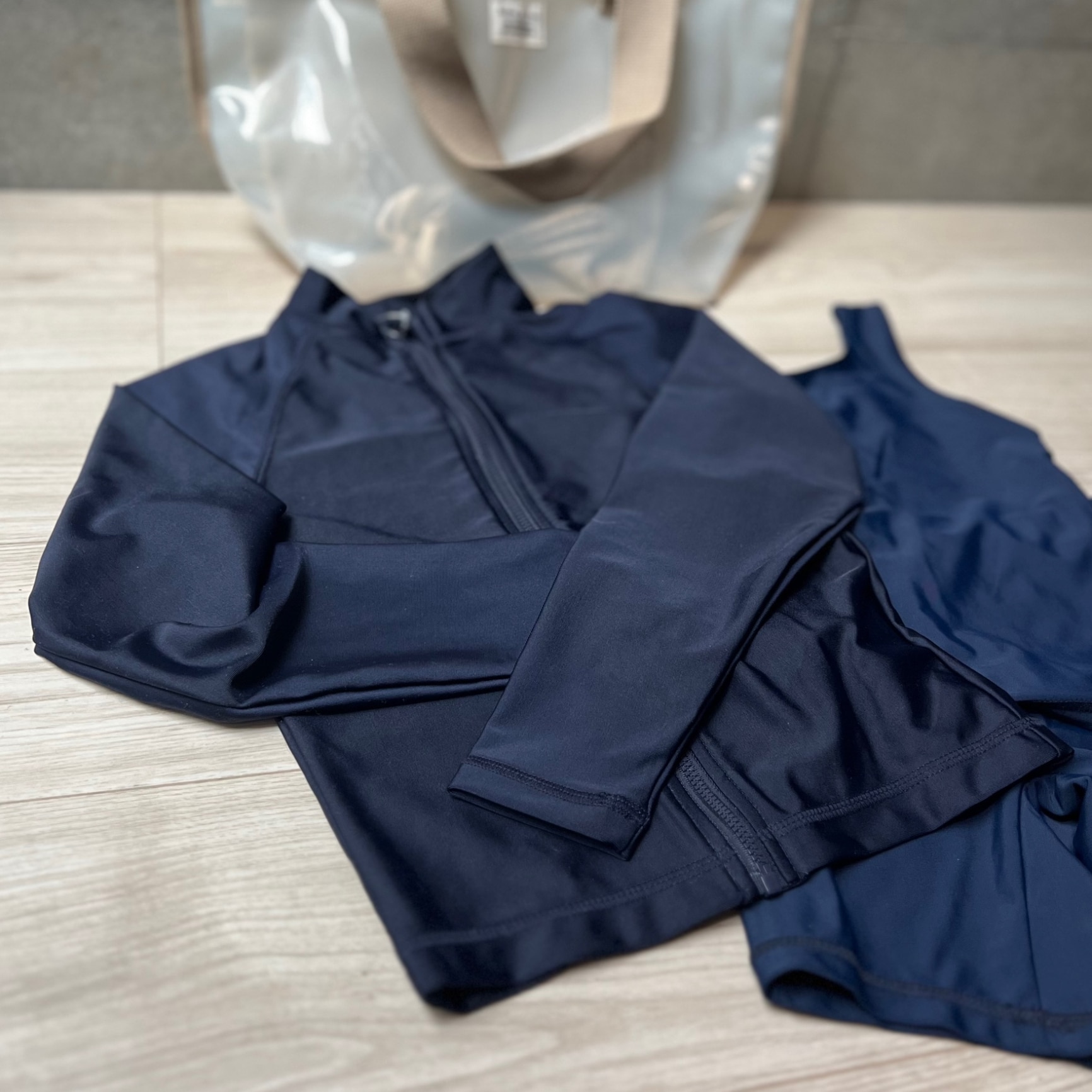 【期間限定★5%OFF★6/22 正午まで】【ブラック追加!!】ラッシュガード キッズ スクール水着 スクール 男の子 女の子 小学生 ネイビー 紺色 ブラック ジュニア 紫外線防止 水着 フルジップ スイムウエア 海水浴 プール