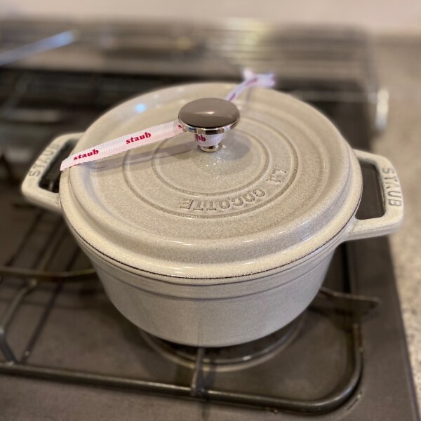 ストウブ 鍋 Staub ピコ・ココット ラウンド 18cm 両手鍋 ホーロー鍋 
