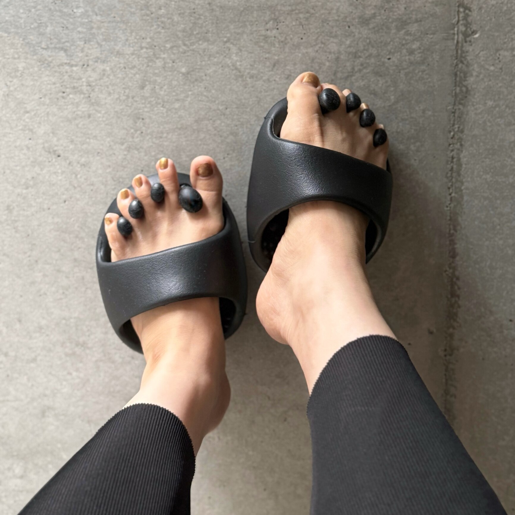 【半額×15%OFF】2990→1271円 ダイエット スリッパ おしゃれ 洗える 体幹 ルミステップ LumiStep 履くだけ 美と健康 ルームシューズ 健康サンダル かわいい 室内 美脚 姿勢 むくみ 足裏マッサージ ツボ押し フリーサイズ 足指広げる ラディアンヌ