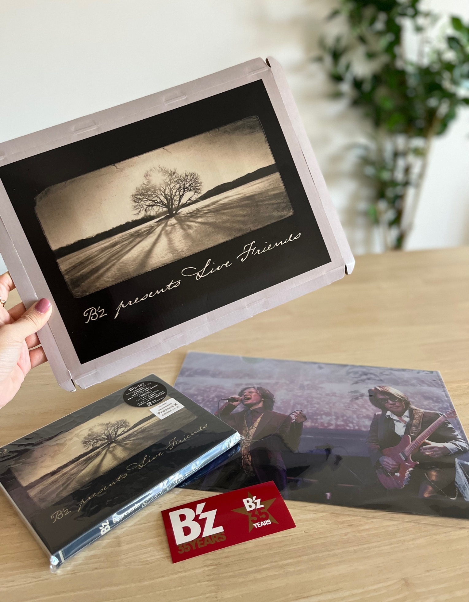 楽天ブックス限定配送パック】【先着特典+特典】B'z presents LIVE