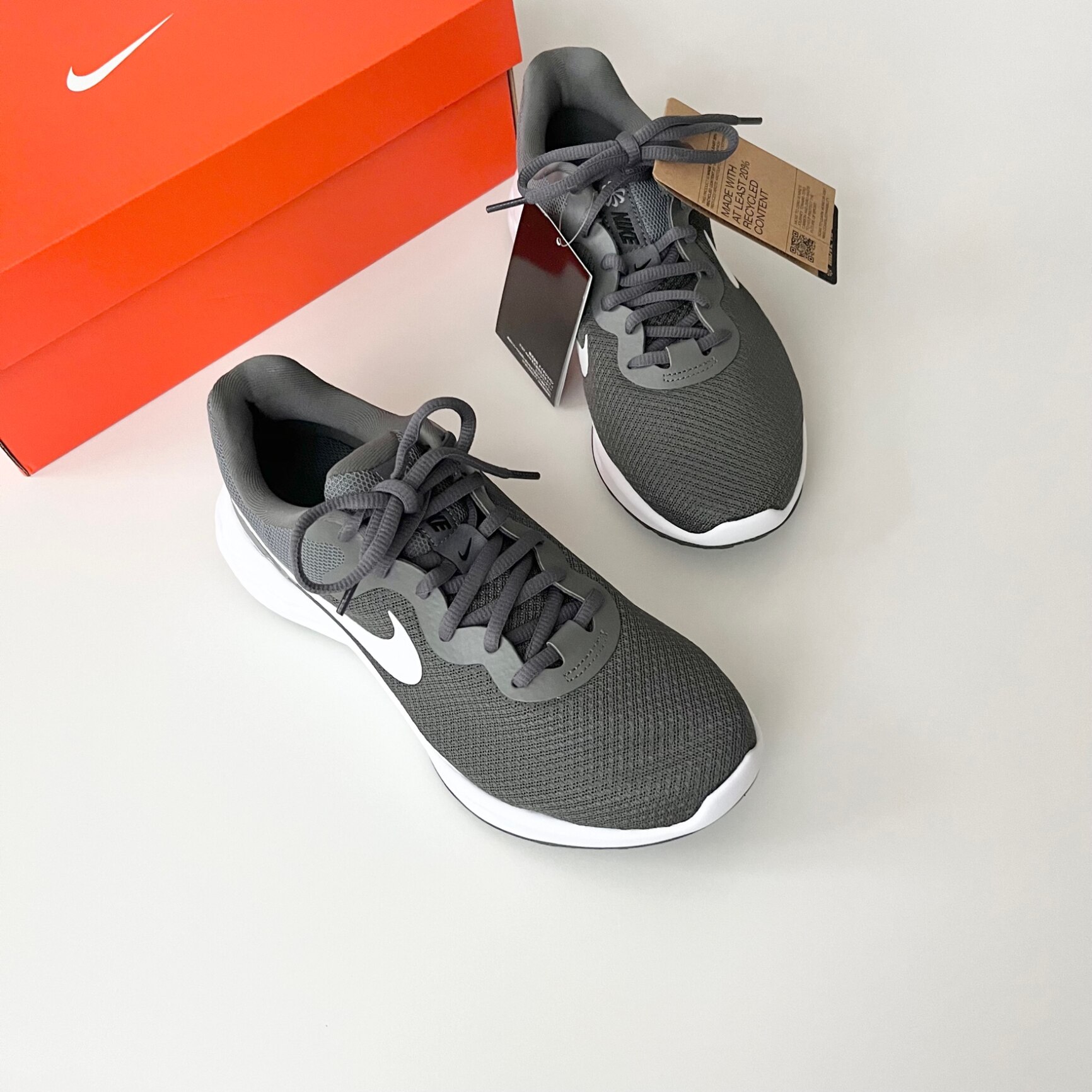 ナイキ レボリューション 6 メンズ ロード ランニングシューズ NIKE シューズ ランニング サステナビリティ Mens スニーカー