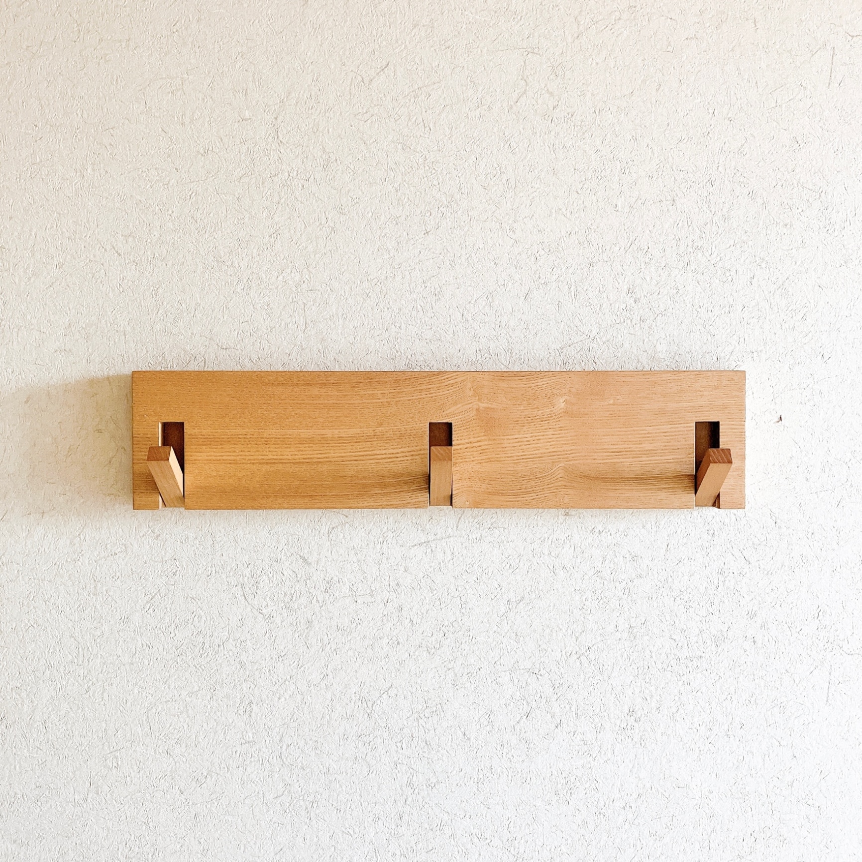 無印良品 公式壁に付けられる家具3連ハンガー オーク材突板