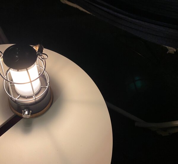 クイックキャンプ Quickcamp アンティーク風 Ledランタン メノーラ Qc Led370 キャンプ アウトドア インテリア 暖色 Led ランタン 充電式