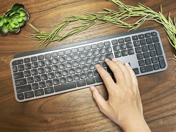ロジクール MX KEYS S アドバンスド ワイヤレス イルミネイテッド 