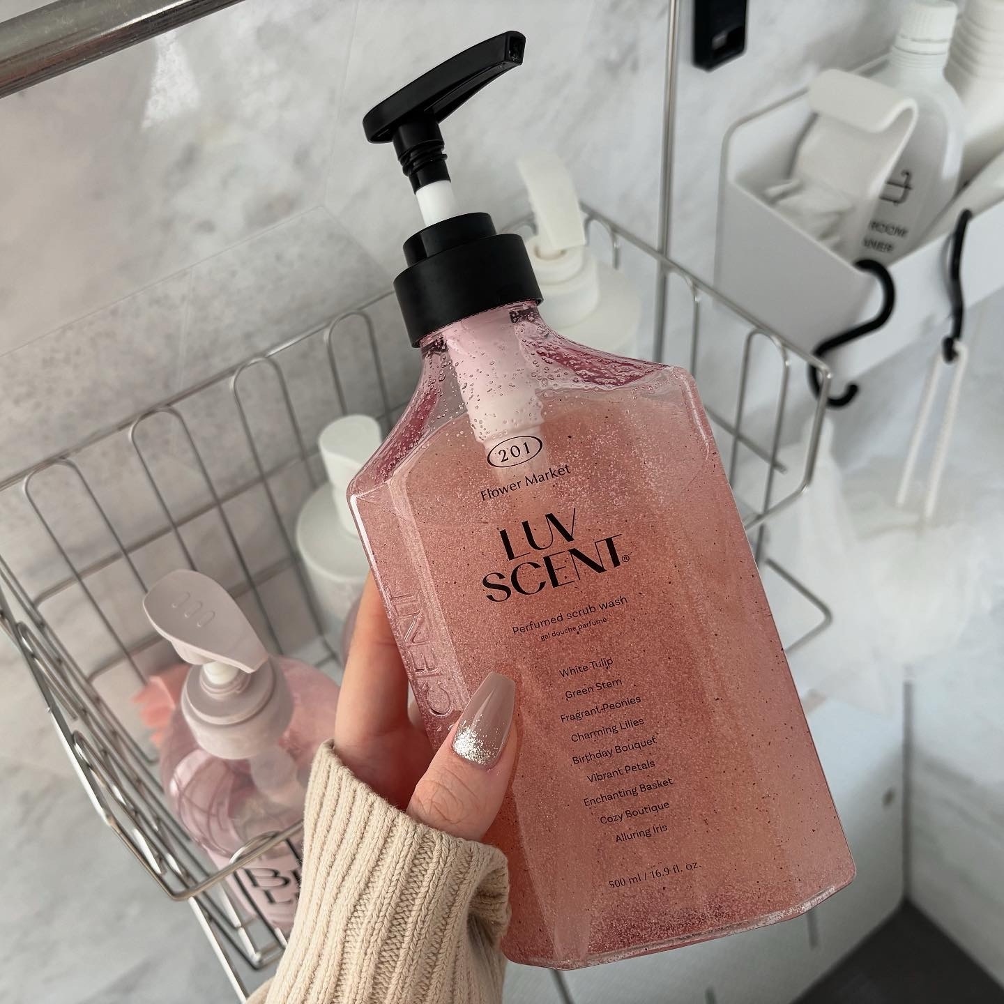 公式】LUVSCENT ボディスクラブ ボディウォッシュ 500mL 全5種 香水