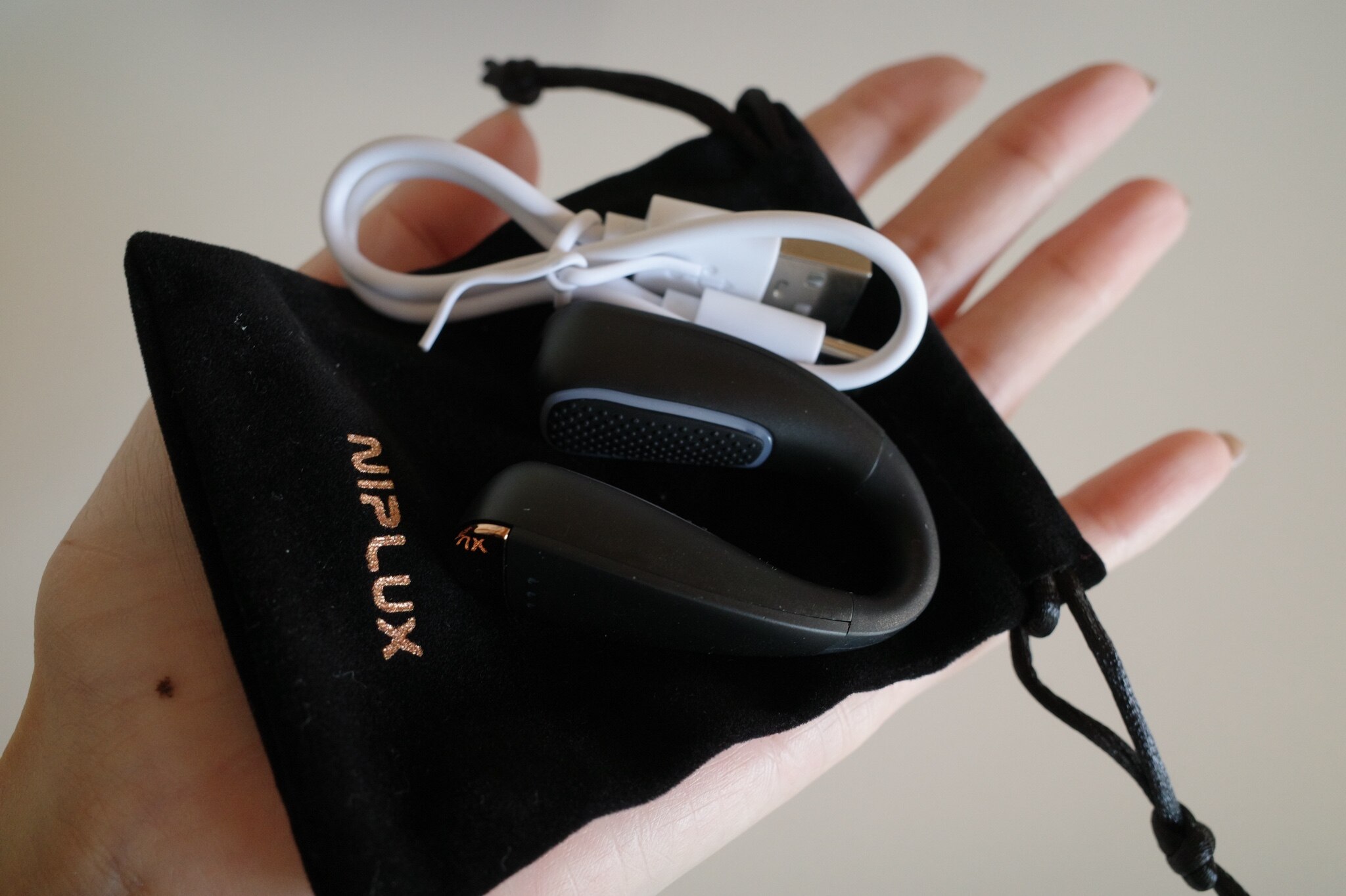 楽天1位/公式販売店/1年半保証】QNose キュノーズ EMS 鼻専用美顔器