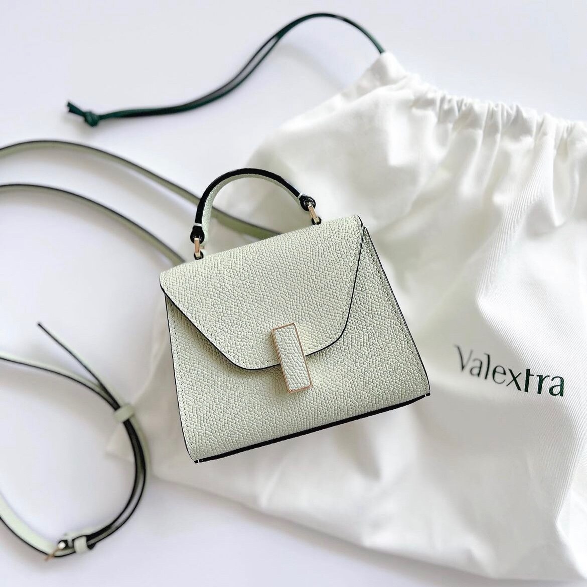 ば　Valextra ヴァレクストラ　イジィデベルト　ミントグリーン Valextra イジィデ ベルト ヴァレクストラ バッグ その他の