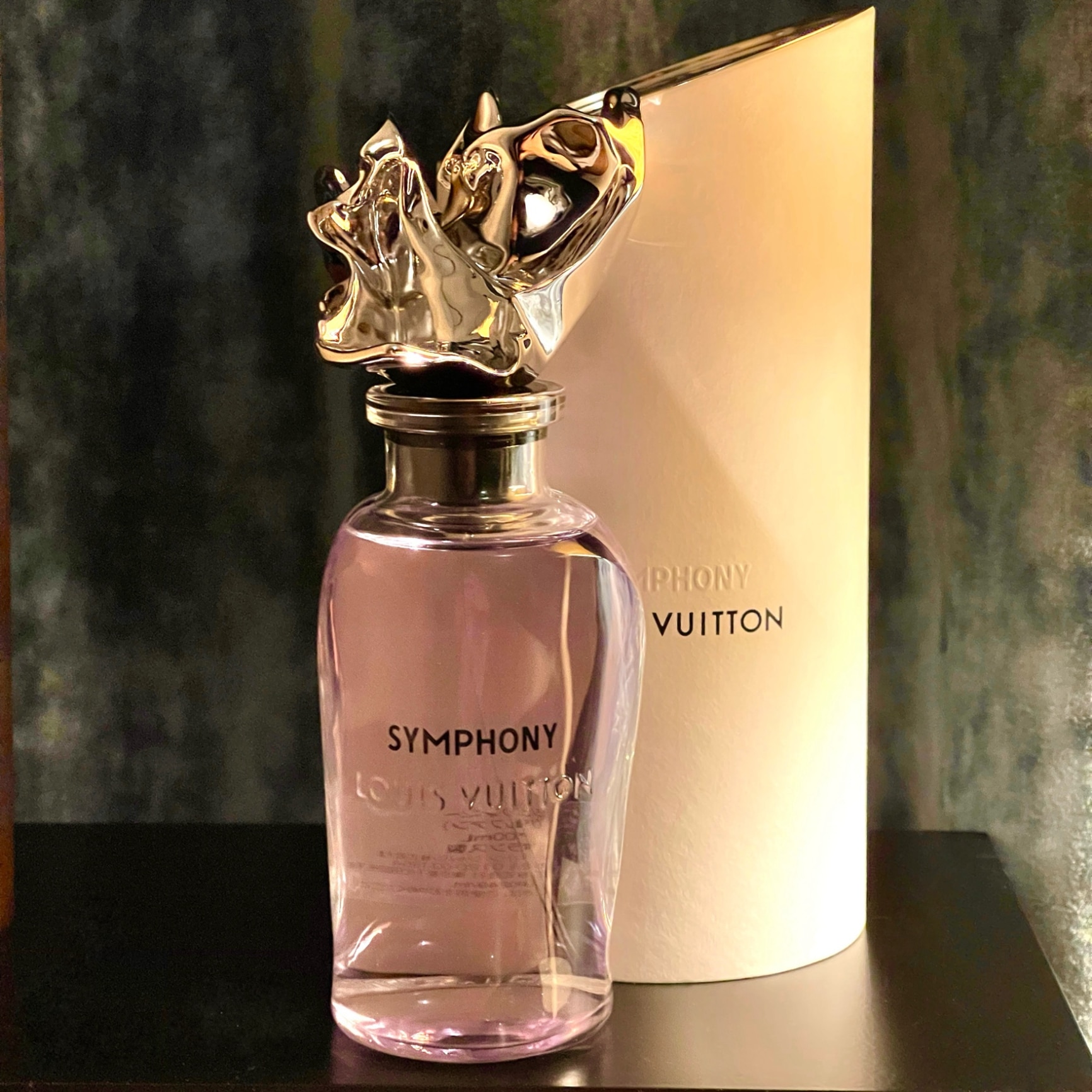 ルイ・ヴィトン LOUIS VUITTON シンフォニー EDP 2mL【40g 】【香水