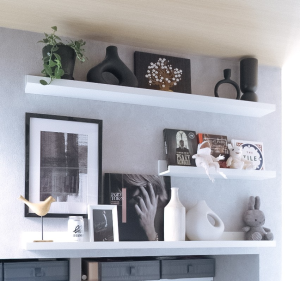 IKEA MOSSLAND アート用飾り棚
