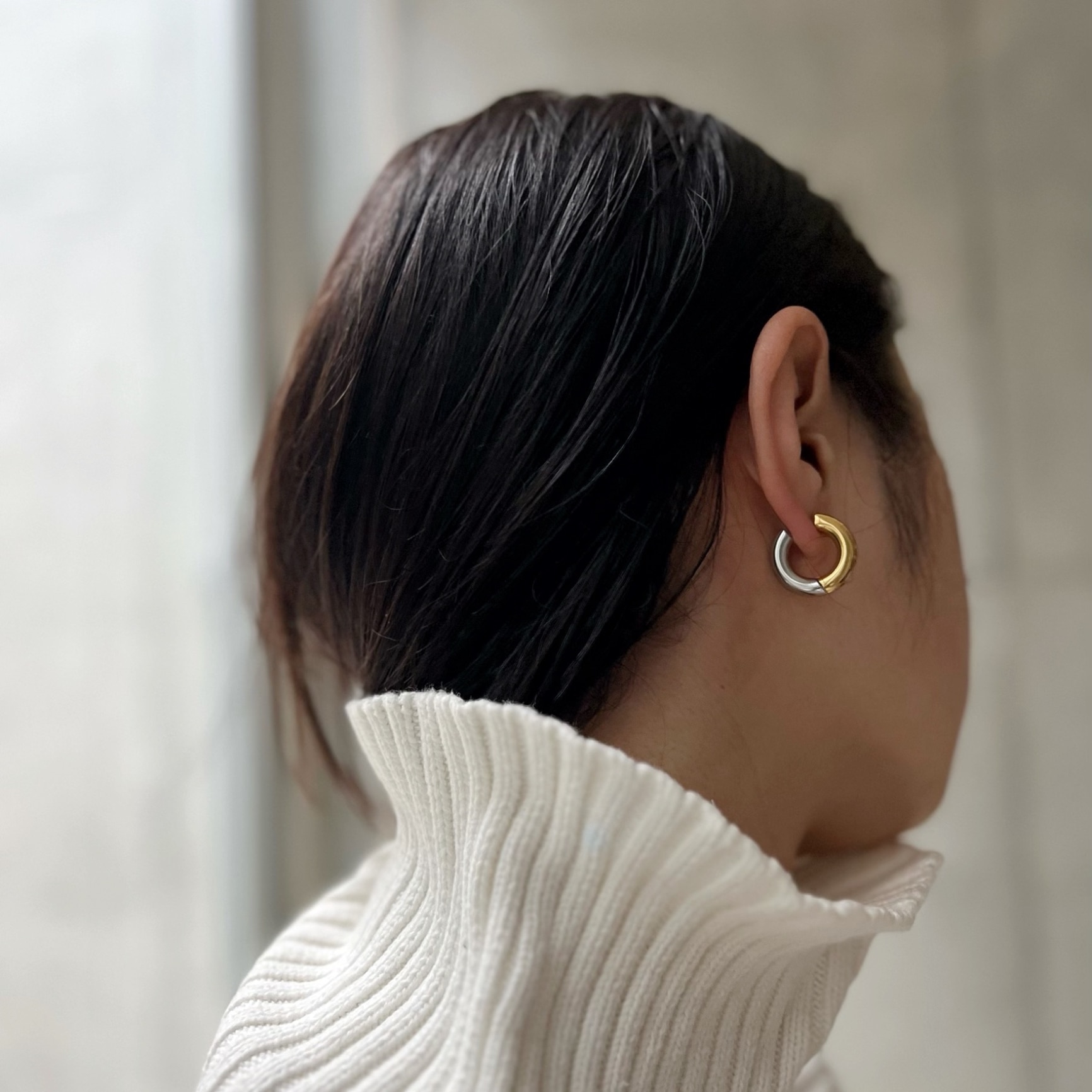 【8/10 24時間限定★50％OFFクーポン】P265 ピアス フープ キャッチレス マスクにオススメ バイカラー 金属アレルギー ステンレス カジュアル ギフト プレゼント シンプル レディース メンズ 男女兼用 両耳用 2個売り つけっぱなし accessory