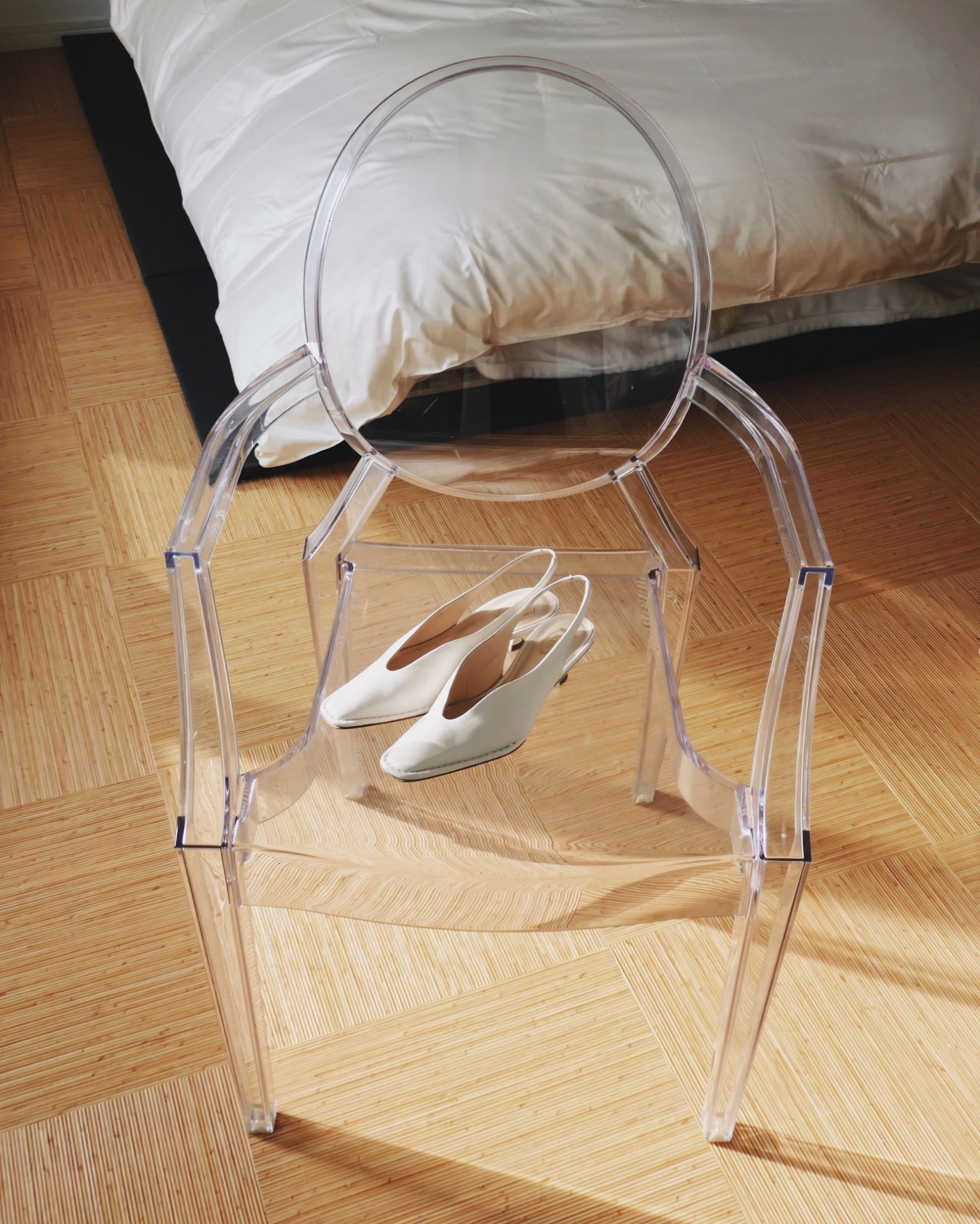 Kartell カルテル 正規販売店】 チェア 椅子 ダイニングチェア Kartell カルテル 正規販売店】 チェア 椅子 ダイニングチェア