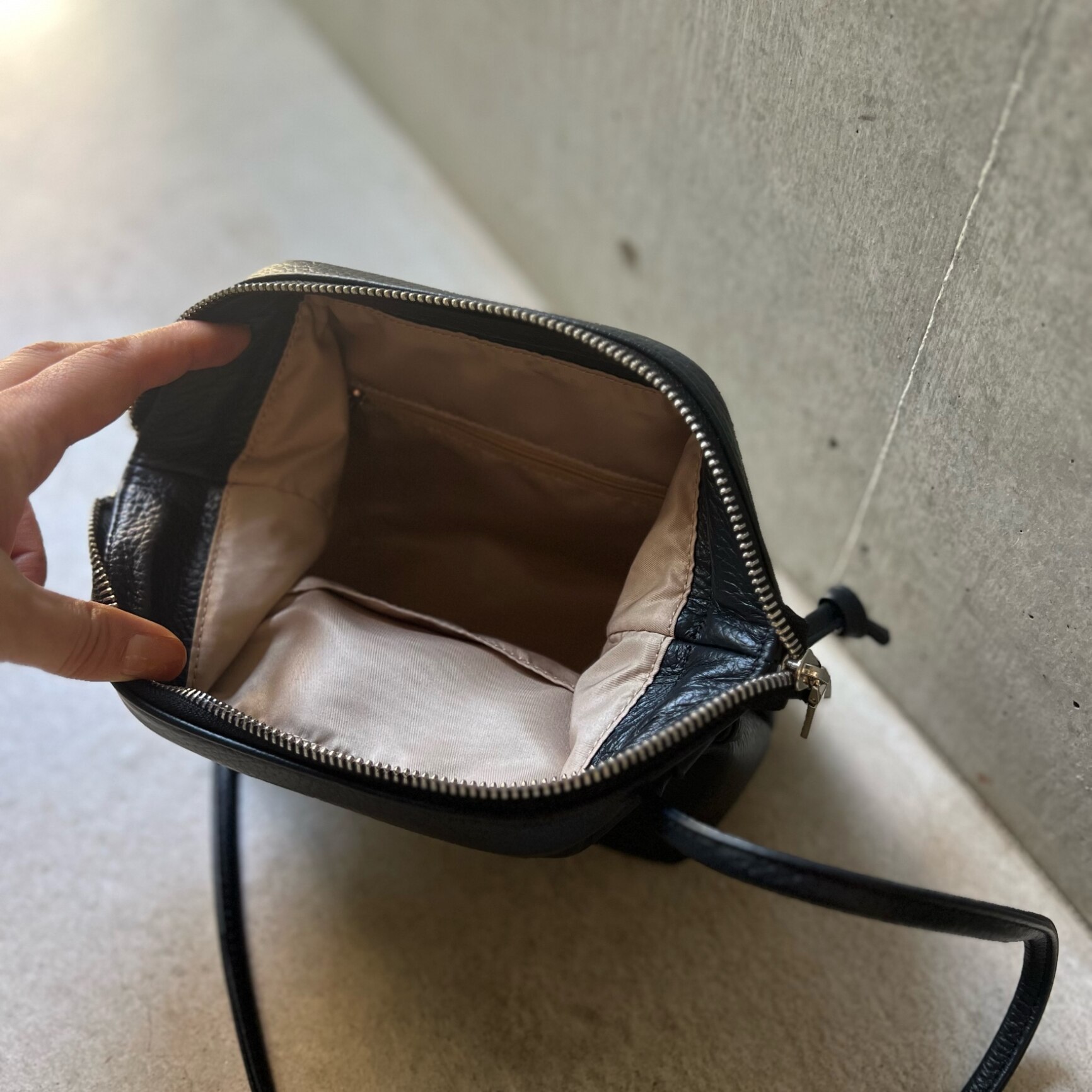 本革 ショルダーバッグ レディース 斜めがけ 大人 バッグ ソフト コンパクト 本革バッグ 上品 小さい ミニ ミニバッグ 斜め掛け 大人 小さめ ミニショルダーバッグ アットライズ プレゼント - メイン画像 3